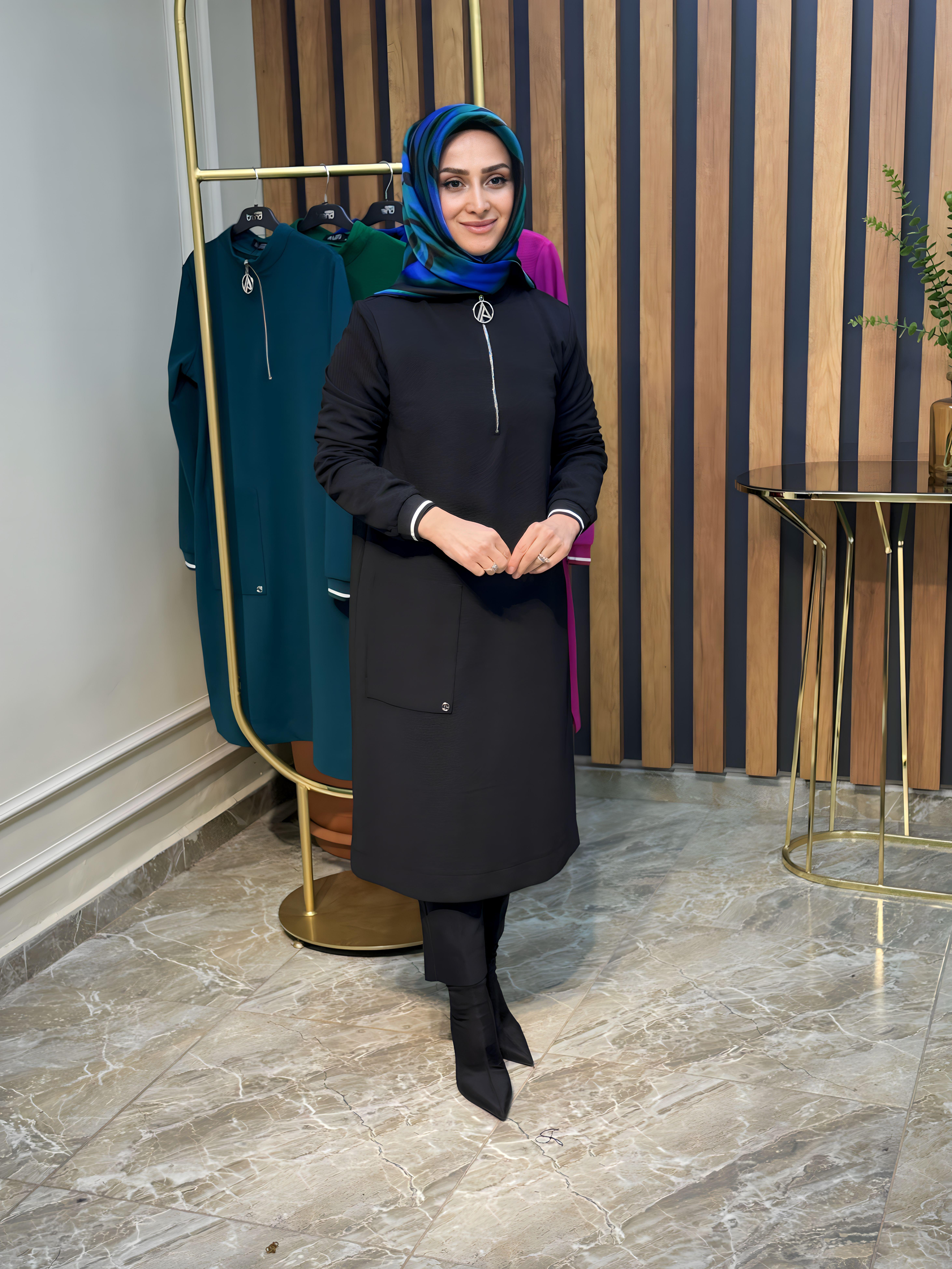 ARMİNE TREND ÖNÜ FERMUARLI KENDİNDEN ÇİZGİLİ TUNİK-23KT439