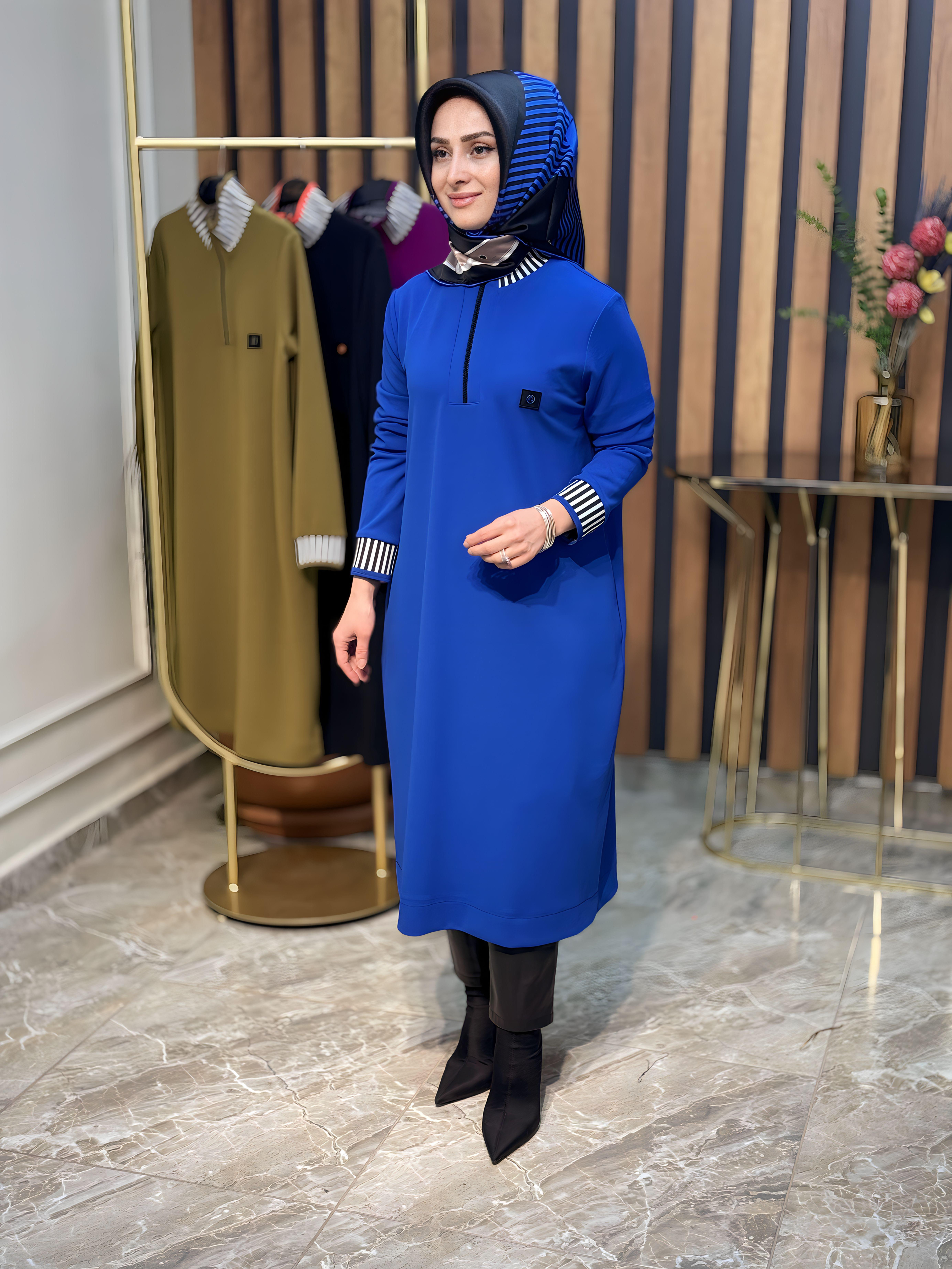 ARMİNE TREND YAKA ÇİZGİLİ TUNİK-23KT423