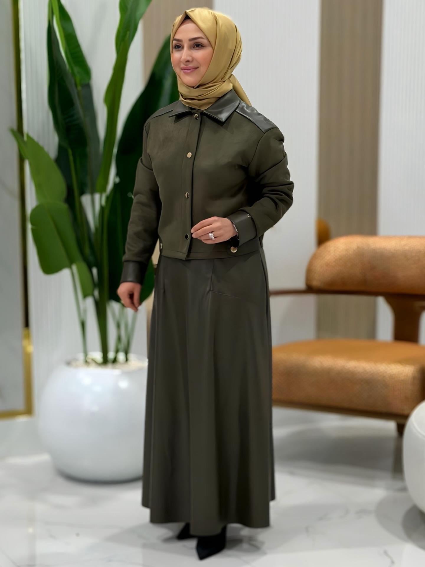 BELLİ DERİ DETAYLI TAKIM HAKİ- 25K6009