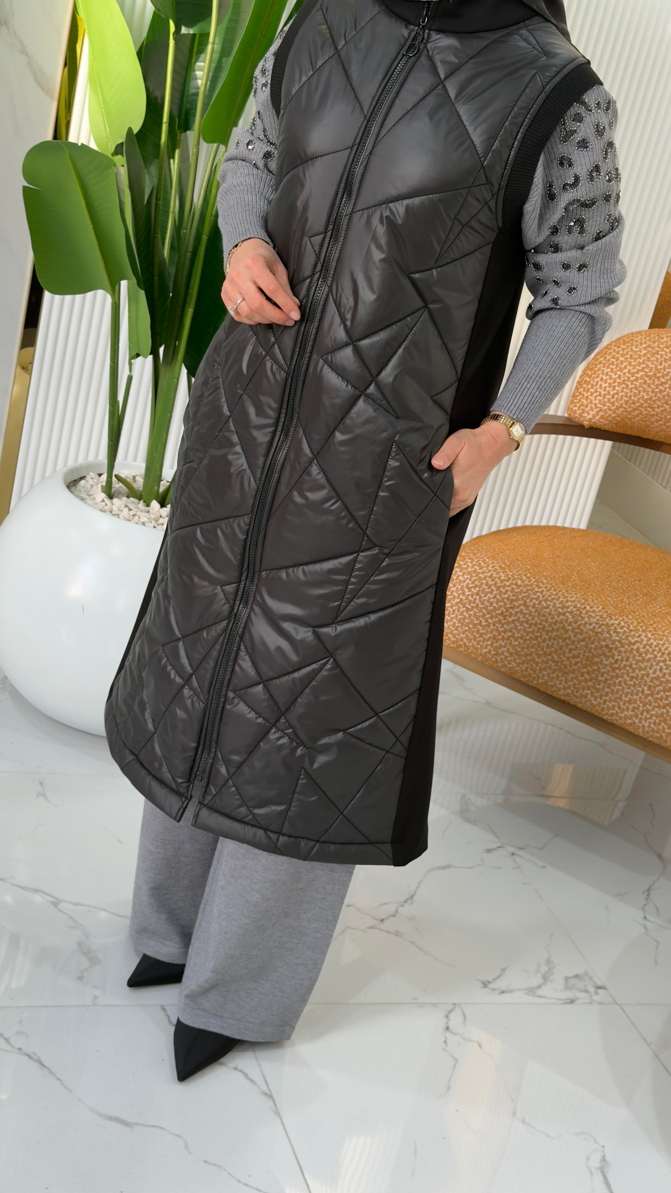 BELLİ KAPİTONE YELEK SİYAH- 25K5001