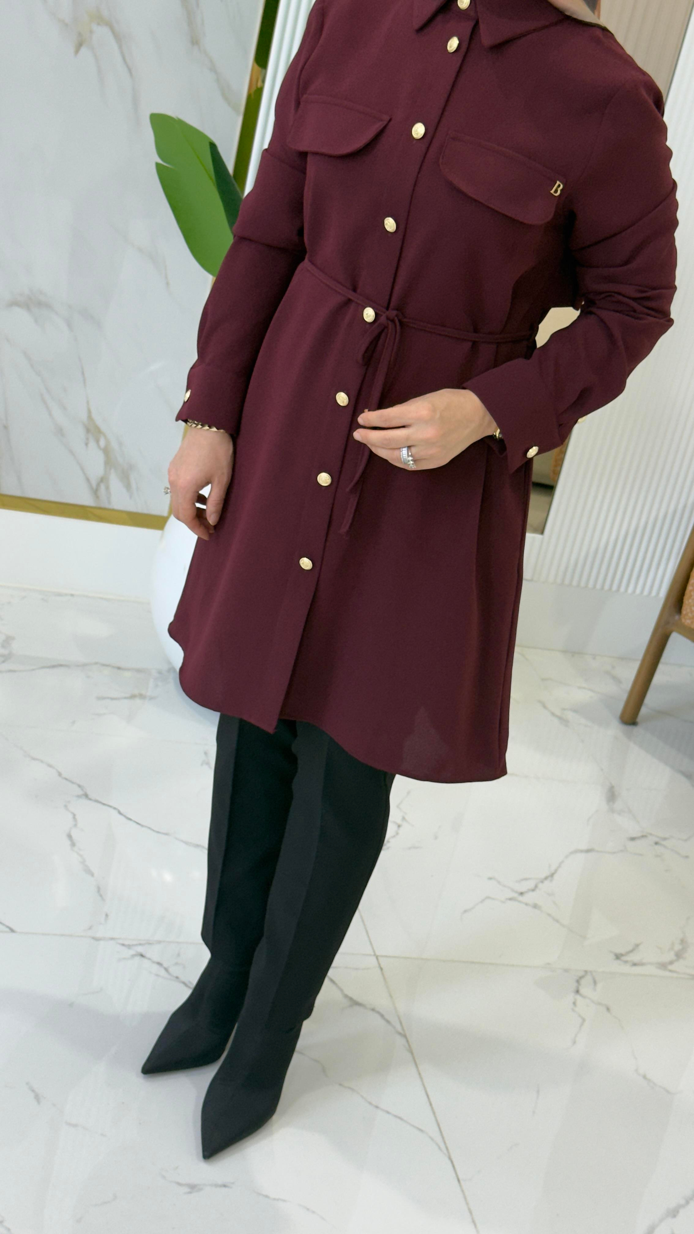 BELLİ PELERİN DETAYLI TUNİK- 25K4001