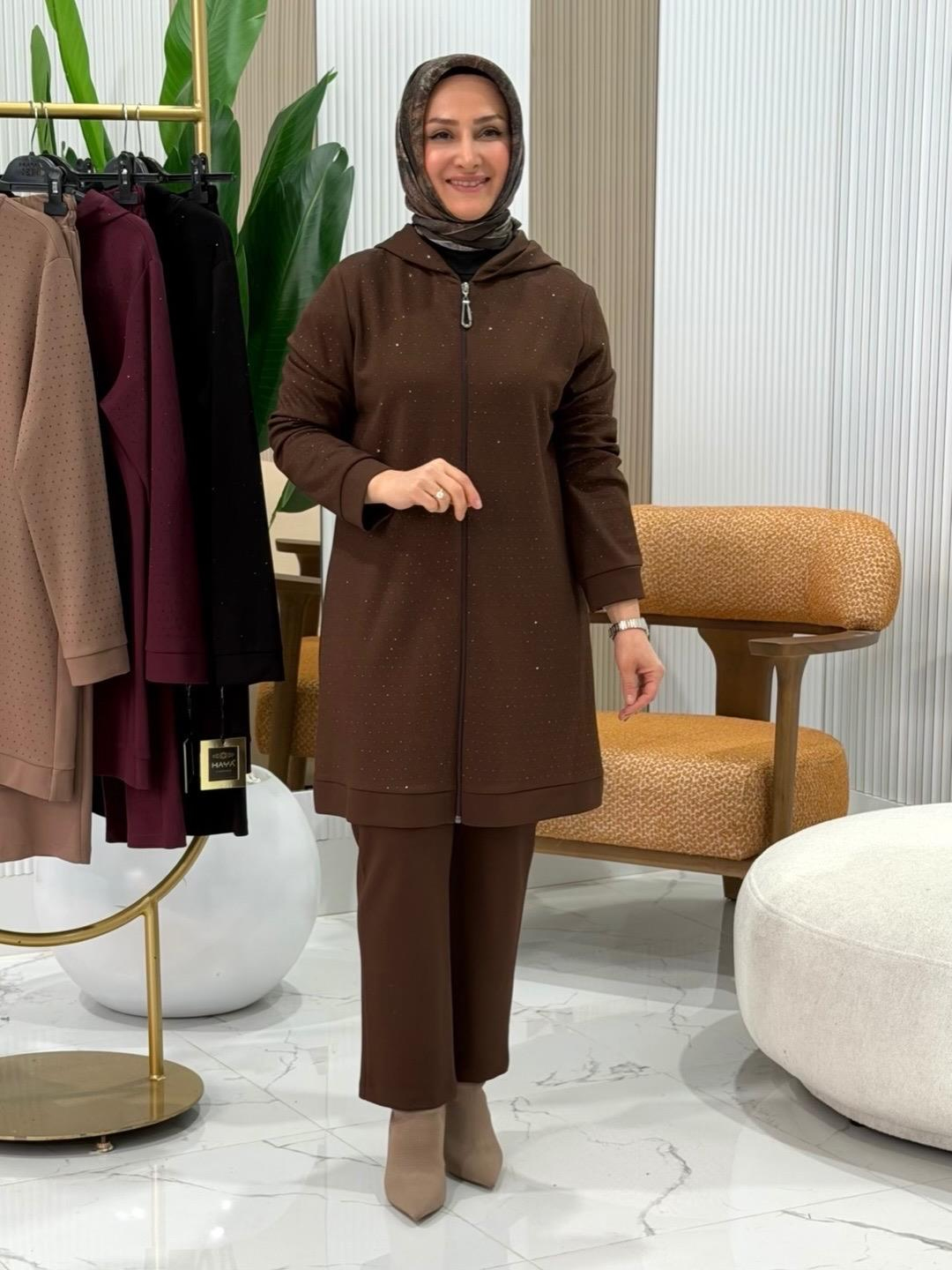 HAYA KAPÜŞONLU TAŞLI PANTOLONLU TAKIM KAHVE- 1642