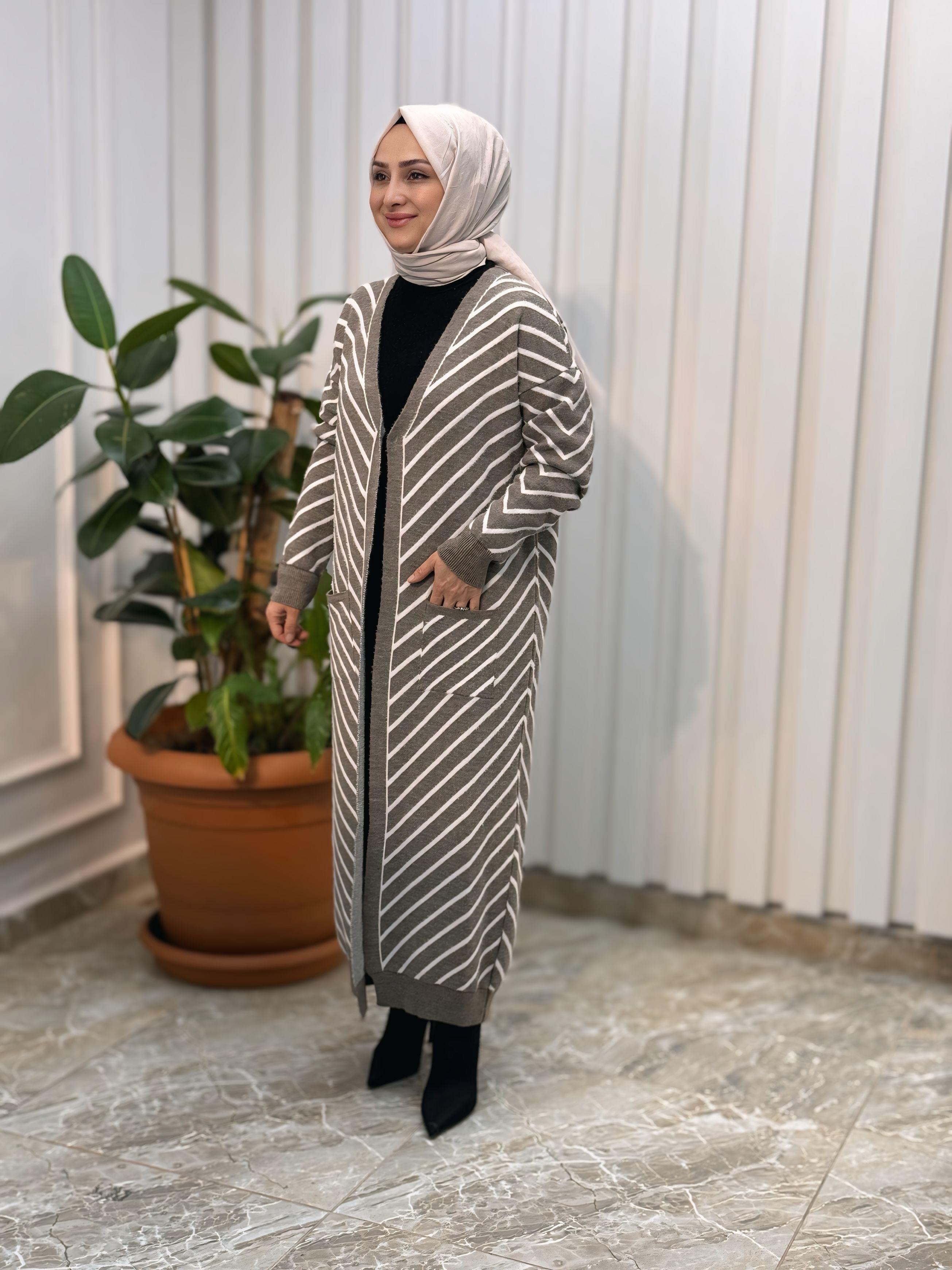 KADO ÇİZGİLİ V DESENLİ HIRKA 3188