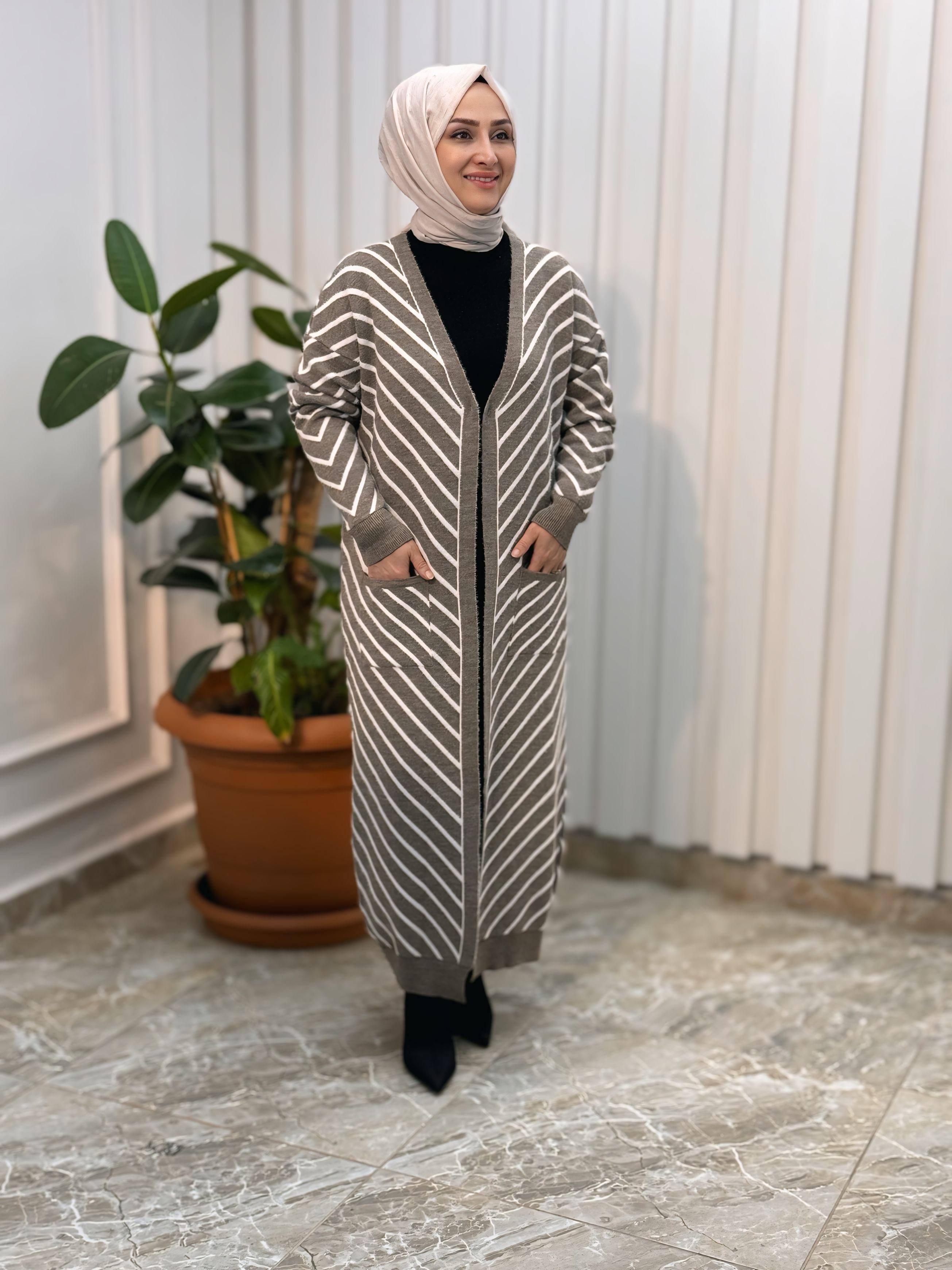 KADO ÇİZGİLİ V DESENLİ HIRKA 3188