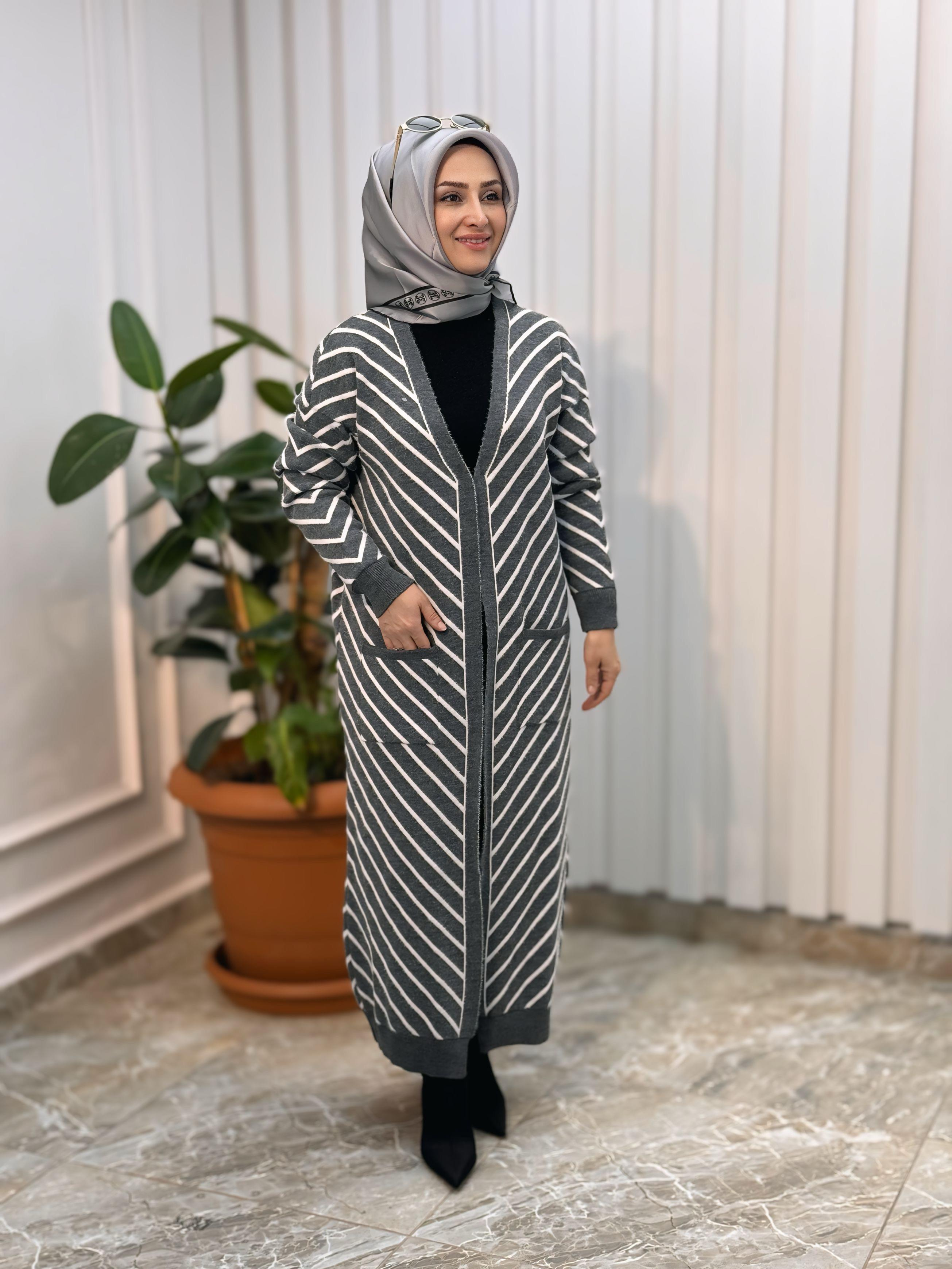 KADO ÇİZGİLİ V DESENLİ HIRKA 3188