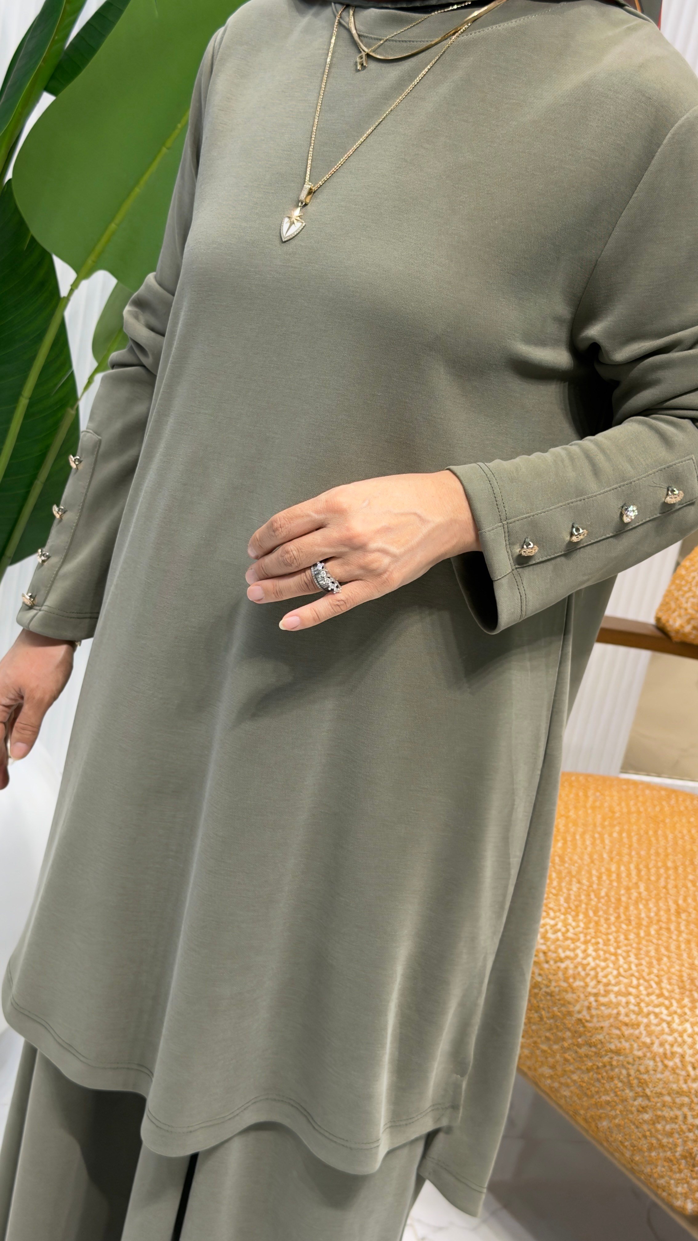 KADO KOLLARI DÜĞME DETAYLI ETEK PANTOLONLU TAKIM HAKİ- 268574