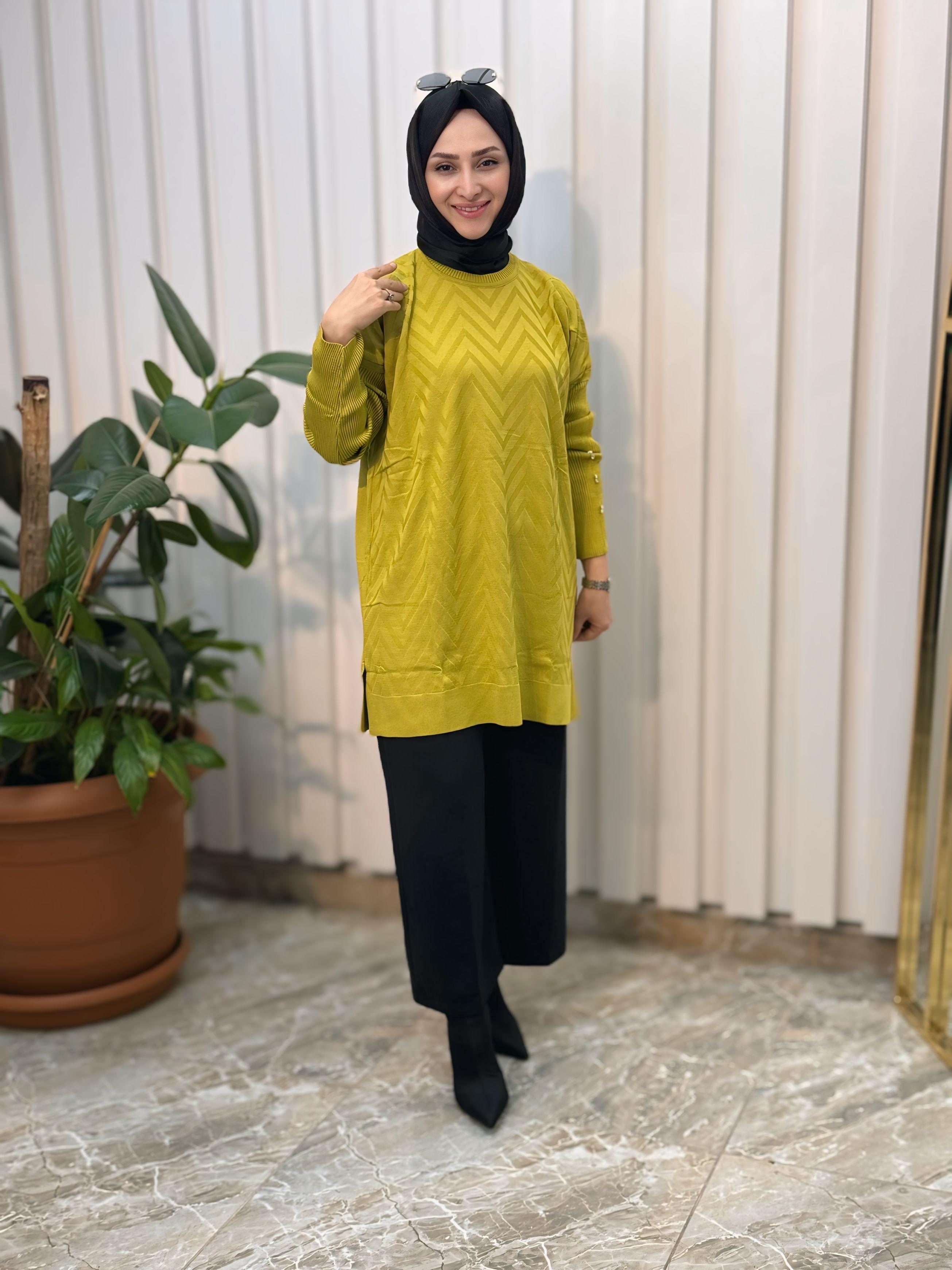 KADO KOLLARI TAŞ DETAYLI KENDİNDEN DESENLİ TRİKO TUNİK-24130