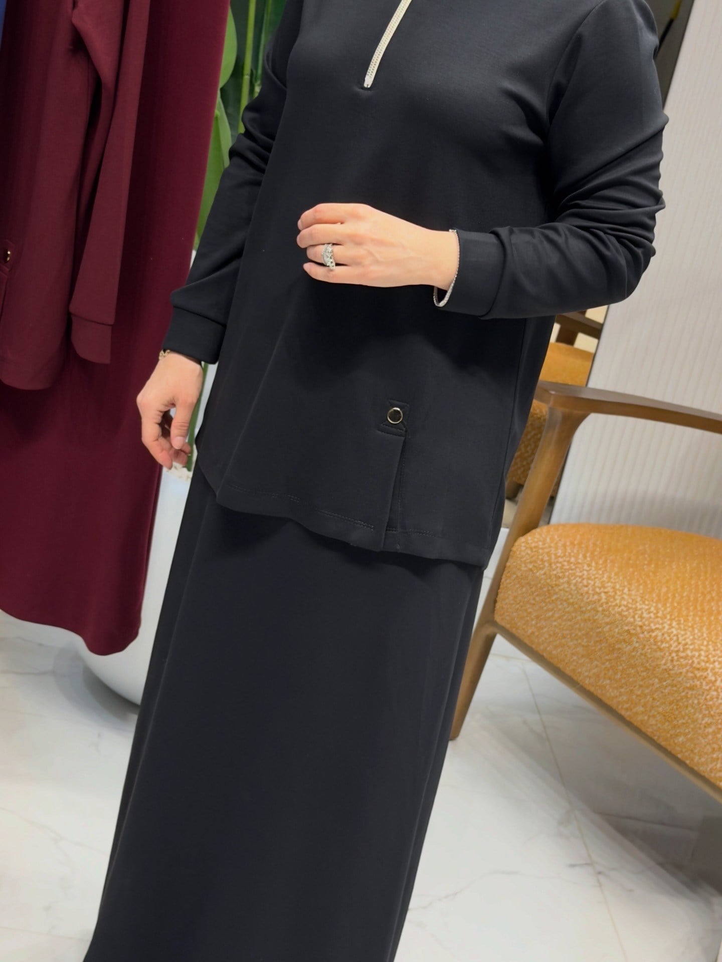 KADO ÖN FERMUAR DETAYLI ETEKLİ TAKIM SİYAH- 257392