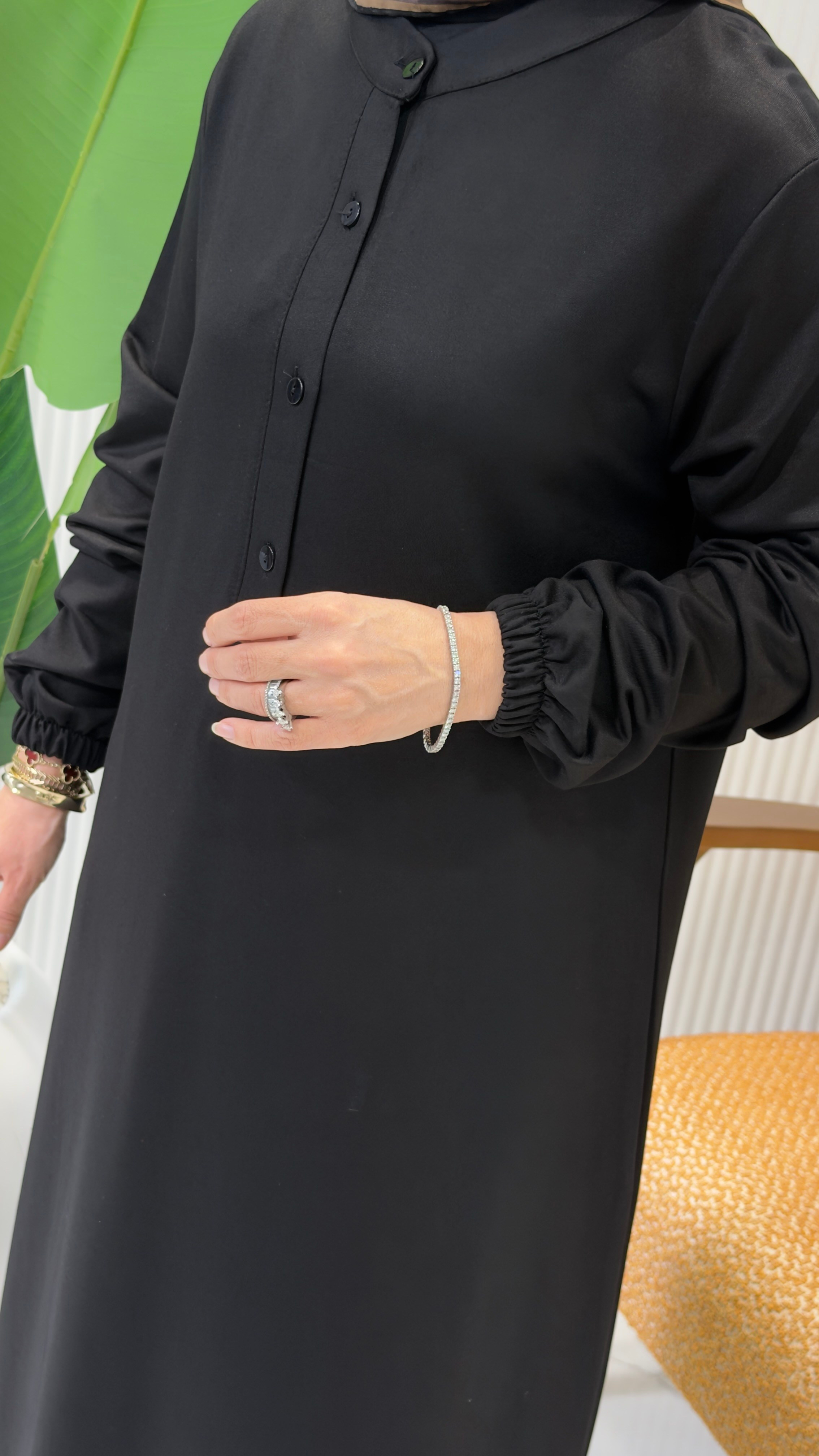 KADO ÖNÜ YARIM DÜĞMELİ KOL RİBANALI PANTOLONLU TAKIM SİYAH- 268186
