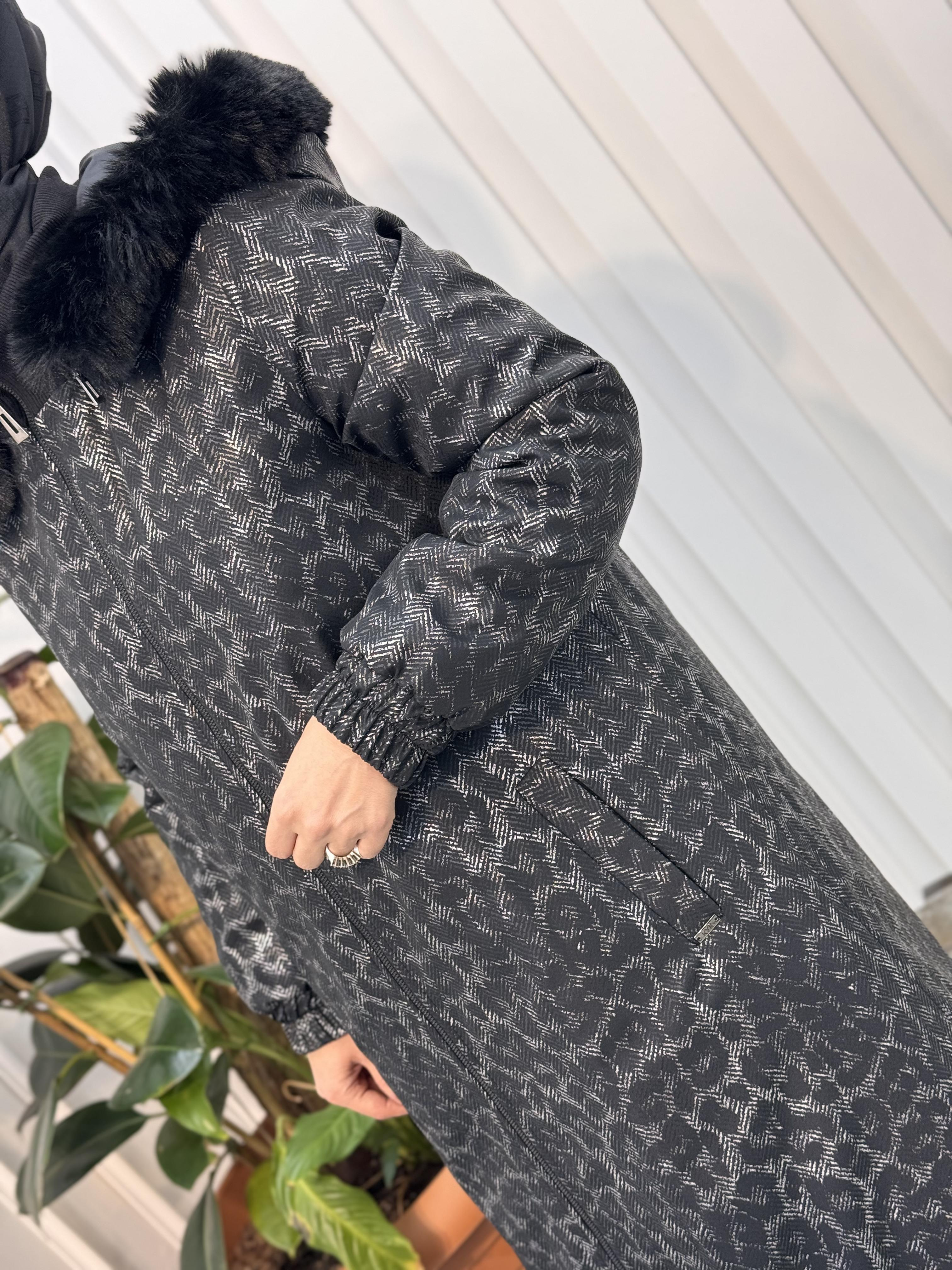 KAYRA LEOPAR DESEN SUNİ KÜRKLÜ MONT