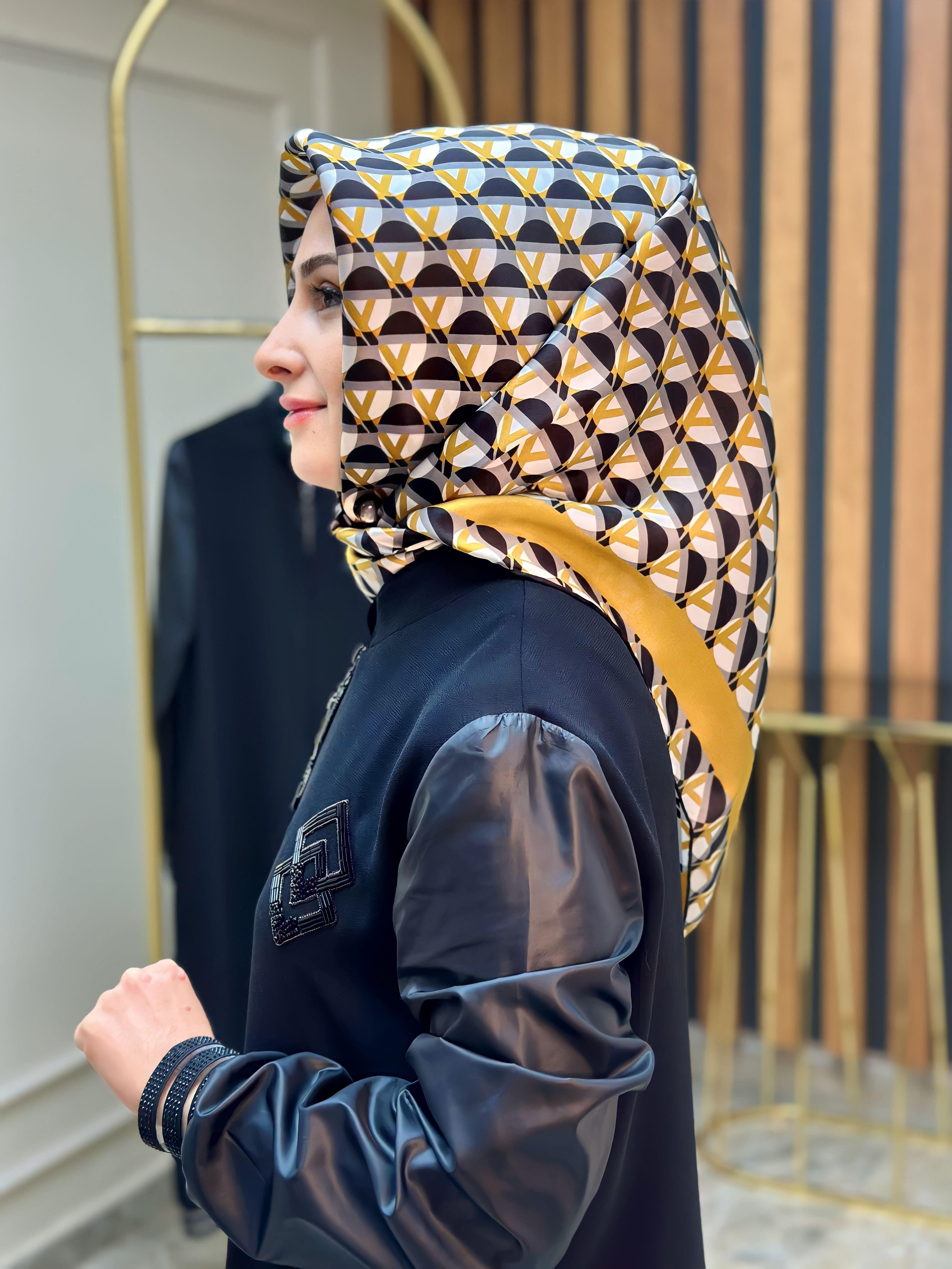 Kolları Paraşüt Kumaş Yakası Boncuk İşlemeli Kadın Giy Çık Siyah 4055