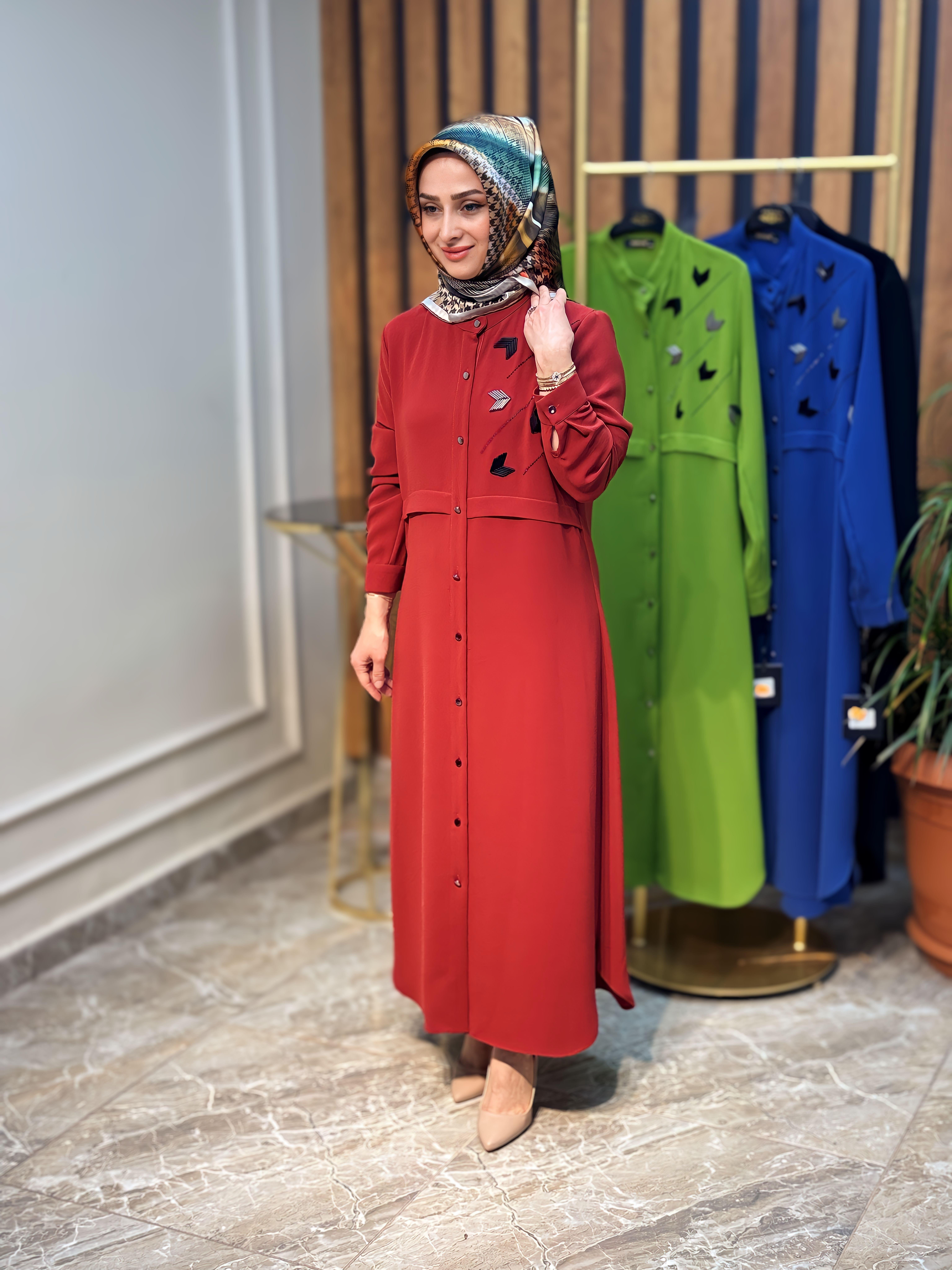 ÖNÜ BONCUK İŞLEME DETAYLI GİY-ÇIK HAYA-1212