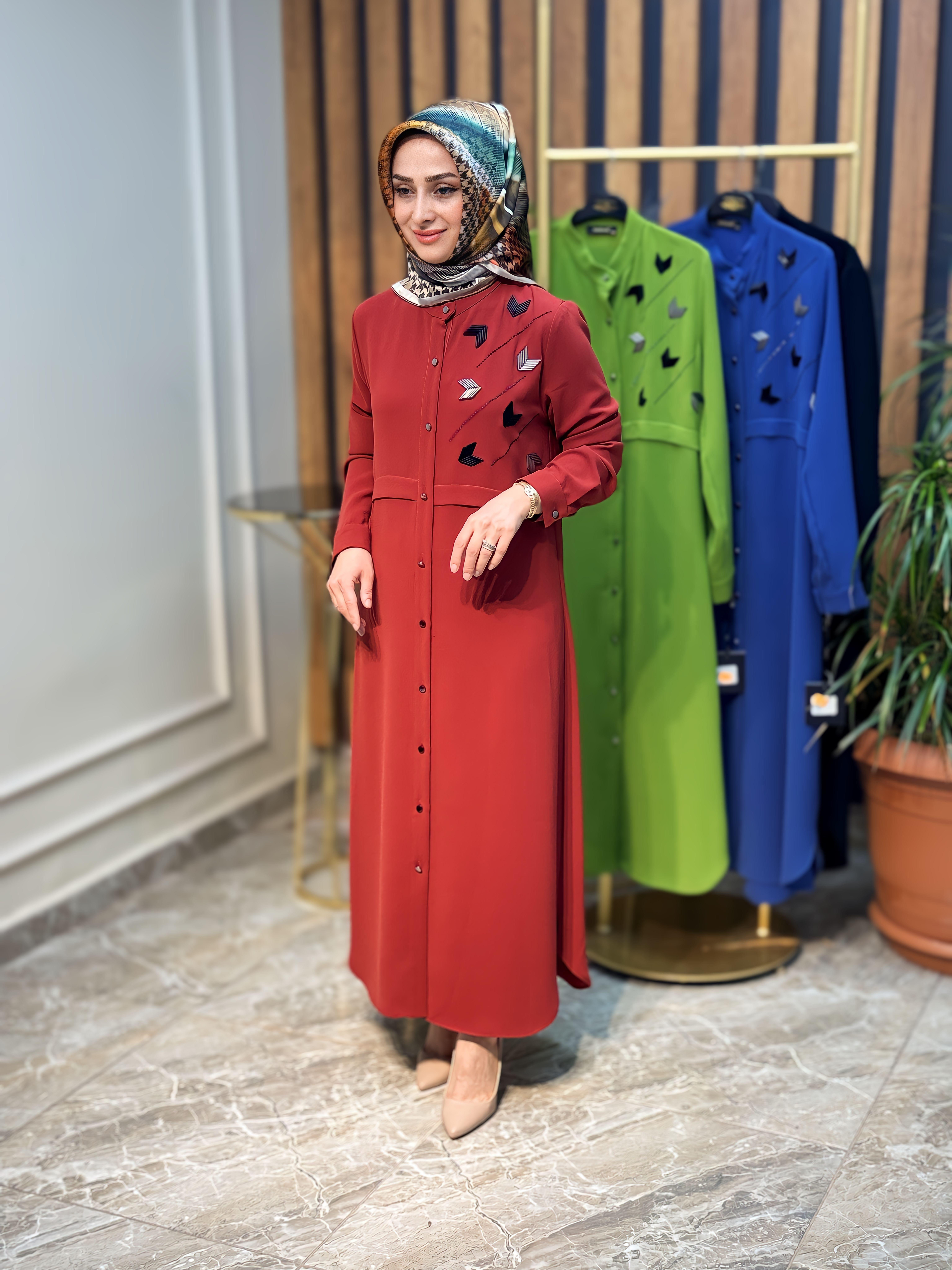 ÖNÜ BONCUK İŞLEME DETAYLI GİY-ÇIK HAYA-1212