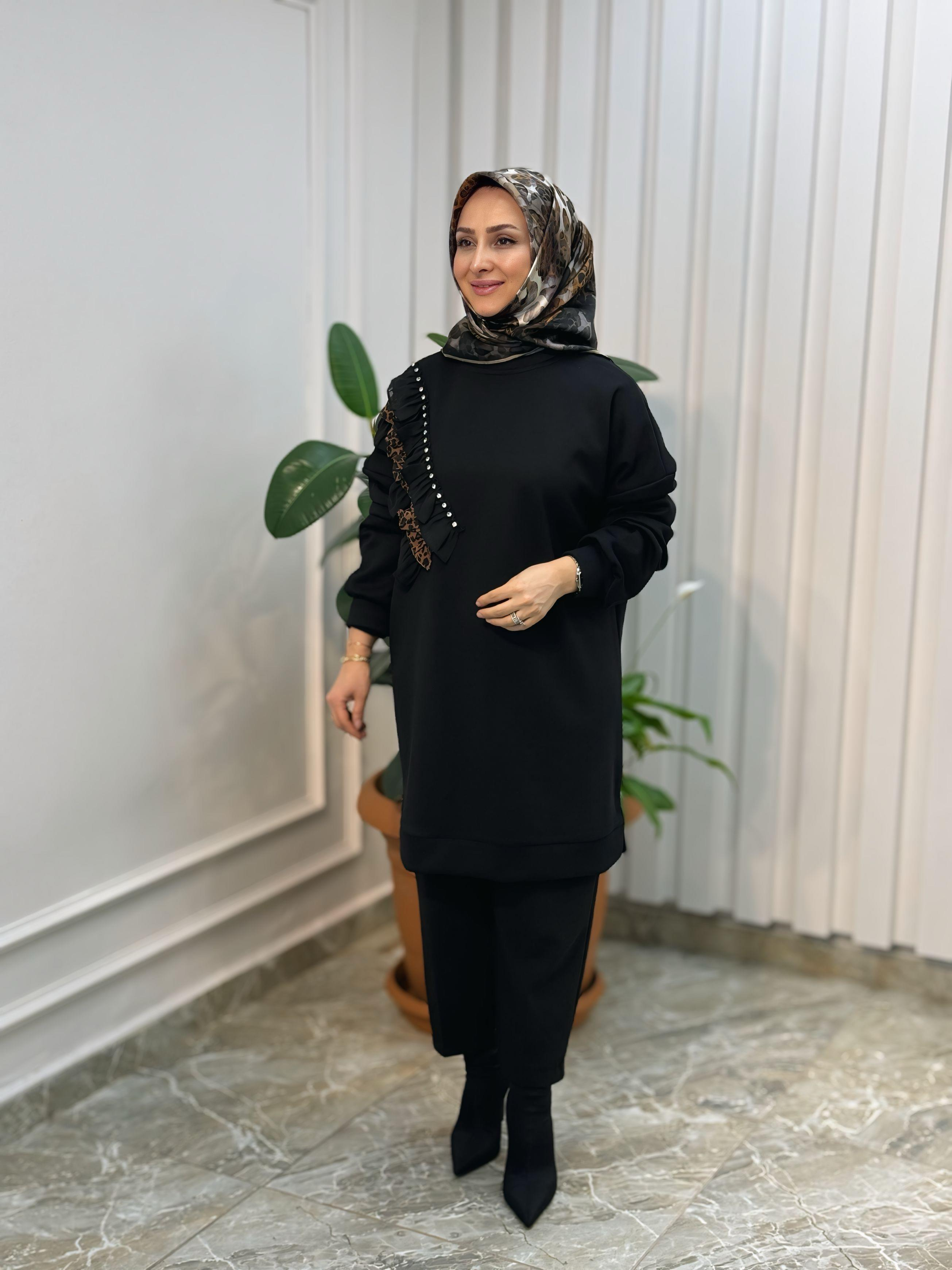 Önü Fırfır ve Leopar Detaylı Kadın Tunik Siyah MSE 3211