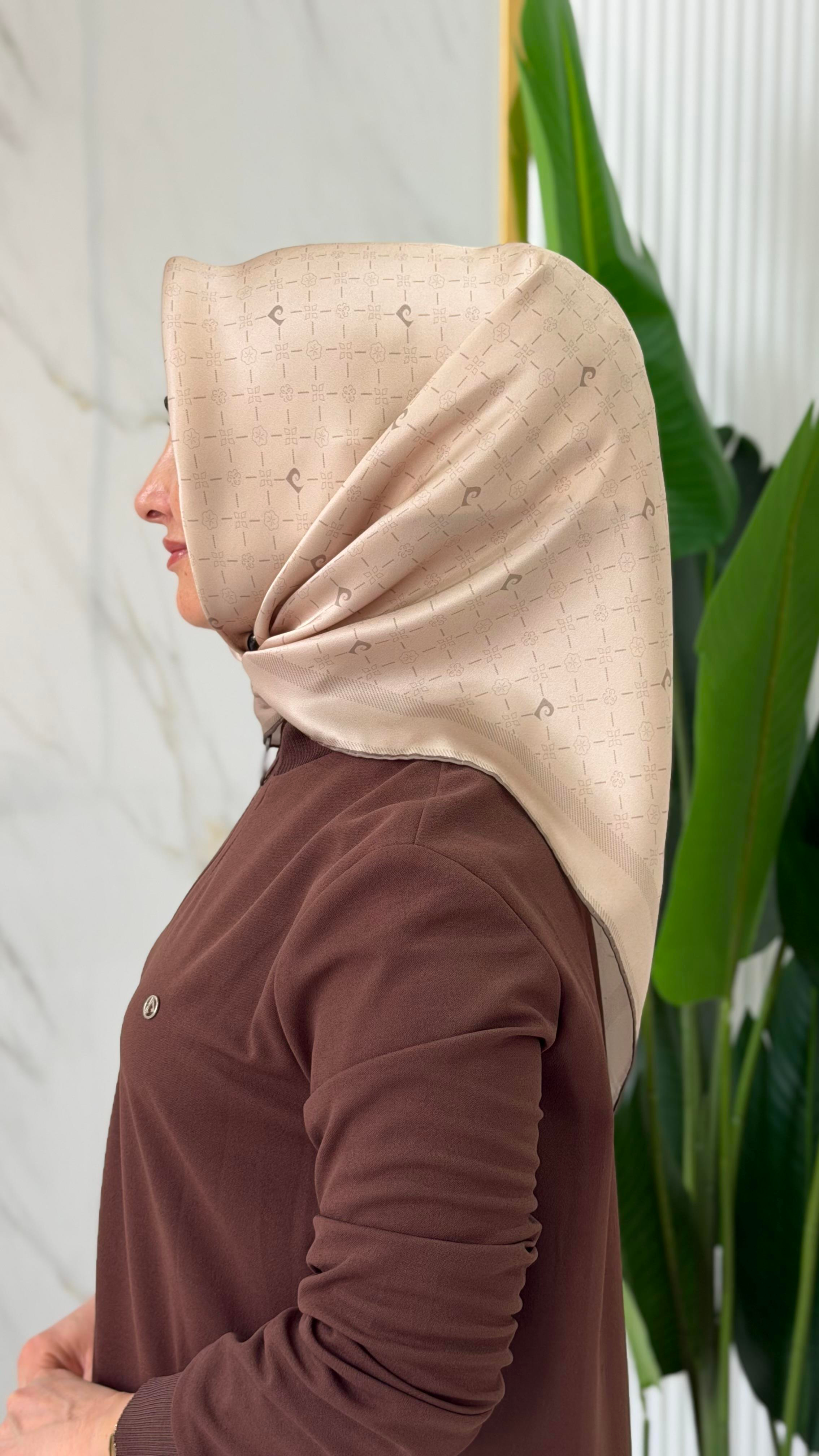 PİERRE CARDİN SURA İPEK- 9068230-333