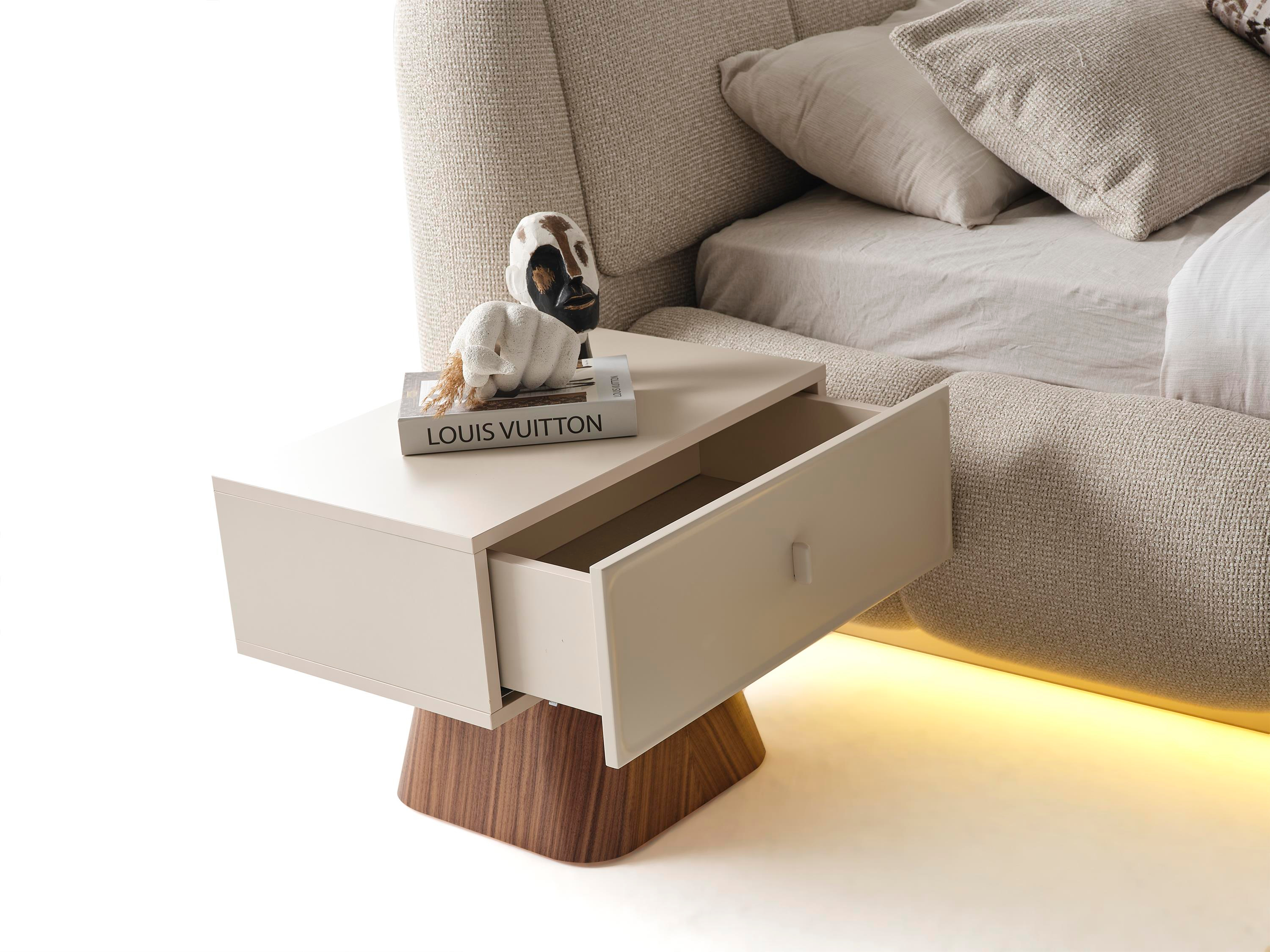 CROWN YATAK ODASI TAKIMI