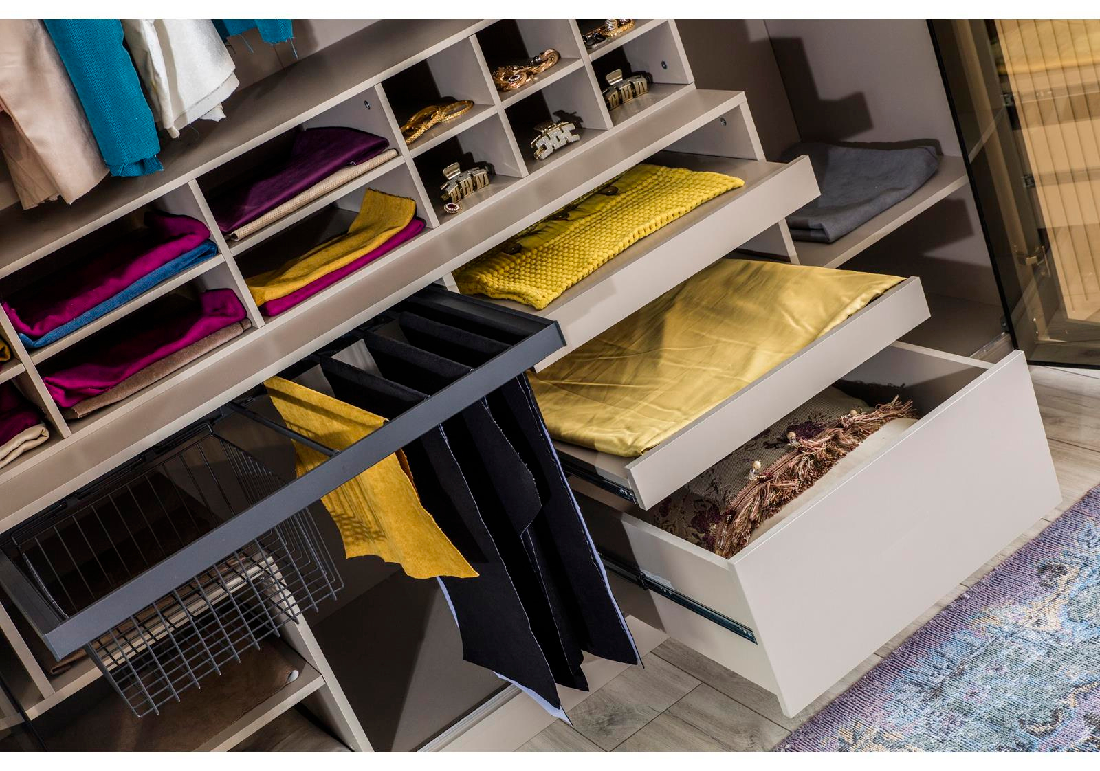 DEFNE YATAK ODASI TAKIMI