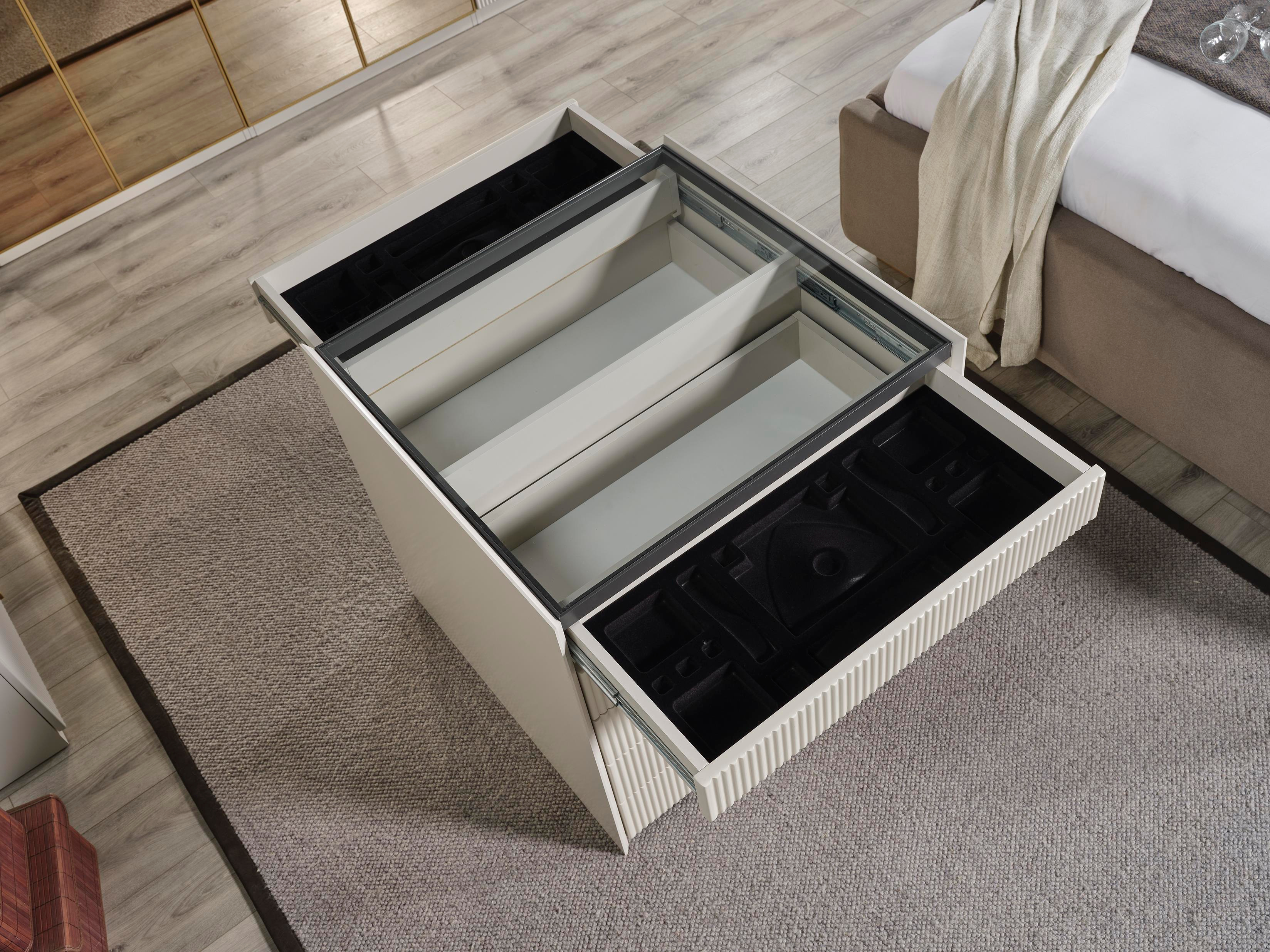 GOLD BLACK LİNE ADA ŞİFONYER