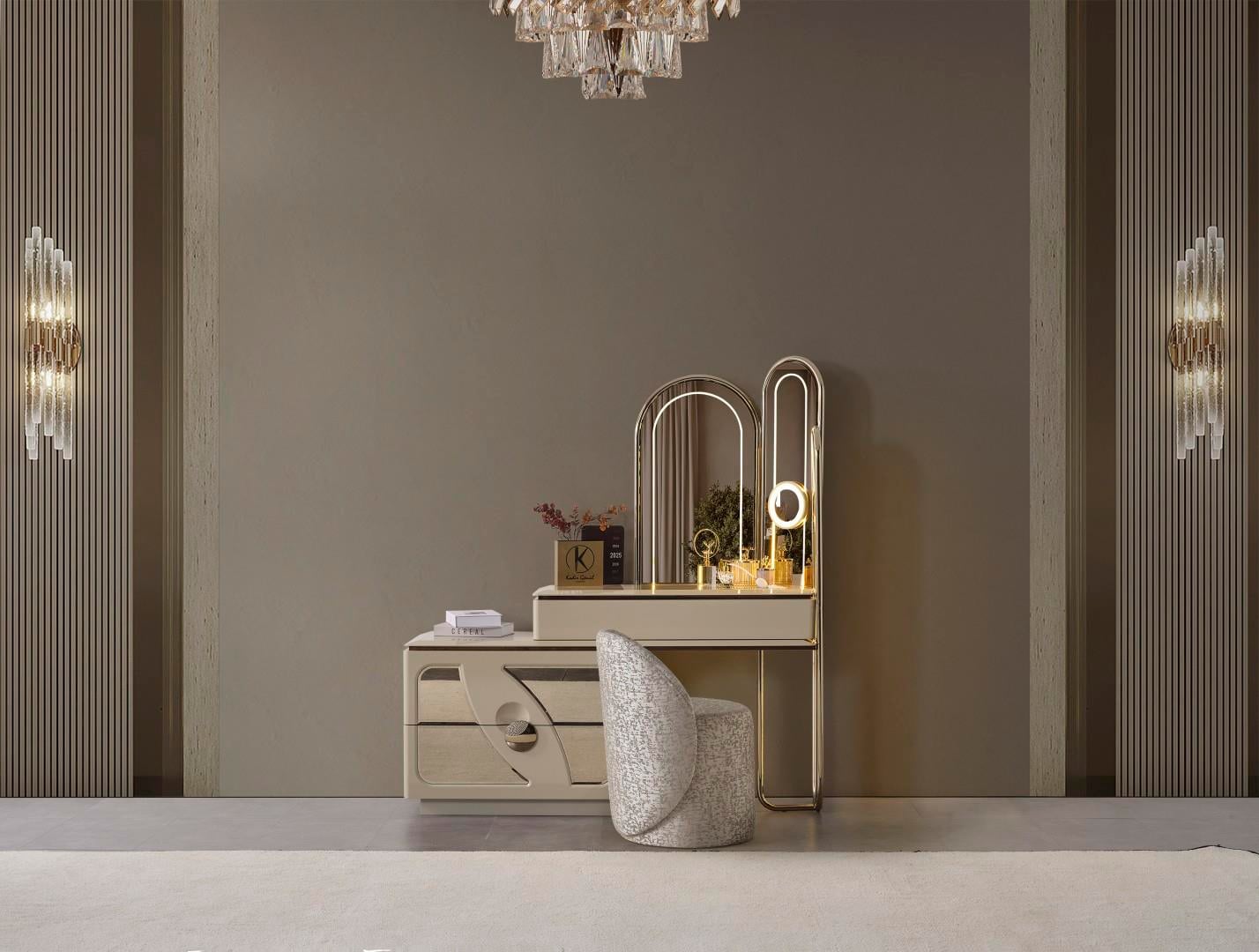 GUCCİ AYNALI ŞİFONYER