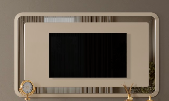 GUCCİ TV ÜST BLOK