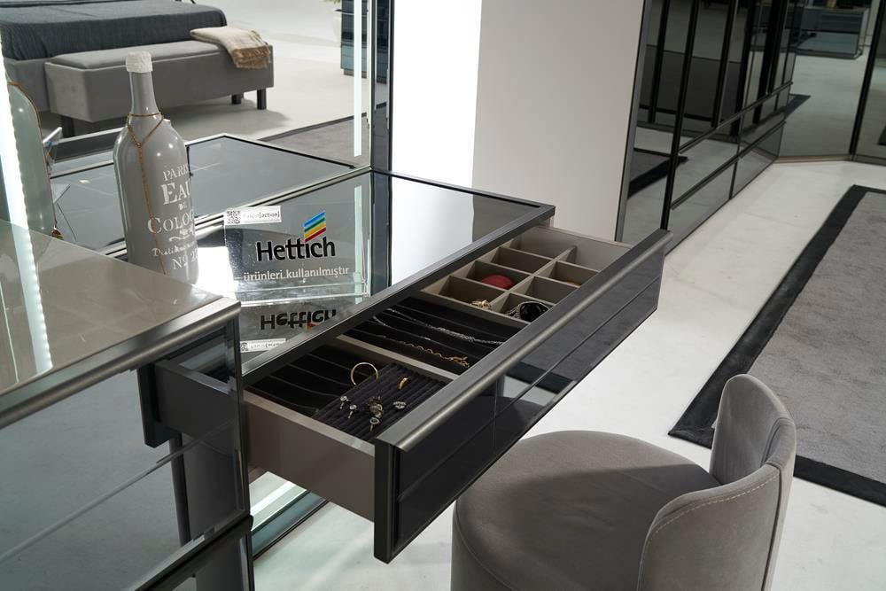 OYLAT YATAK ODASI TAKIMI