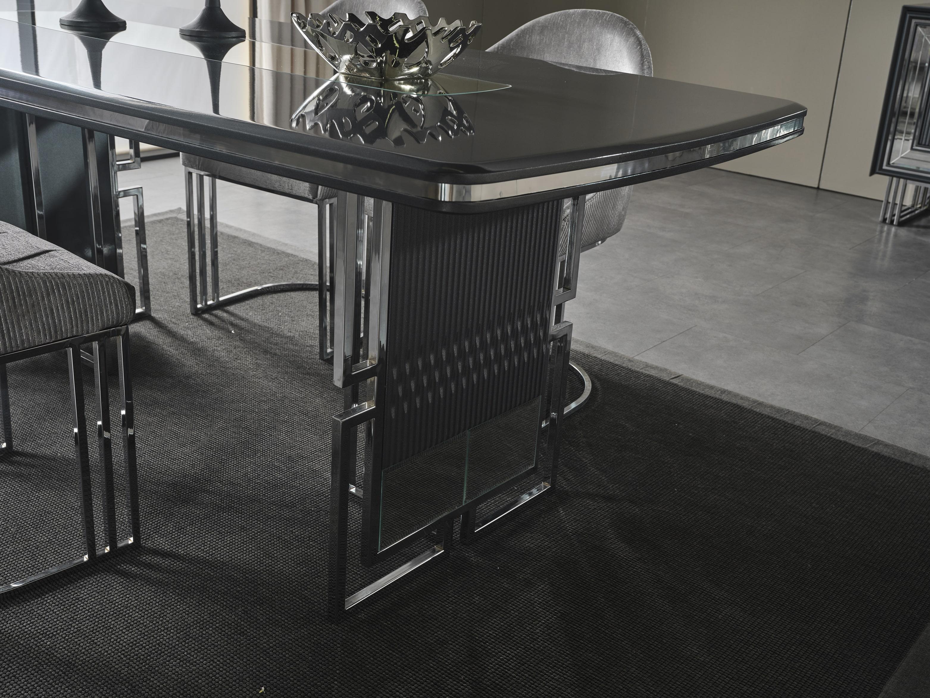 PARİS YEMEK ODASI TAKIMI