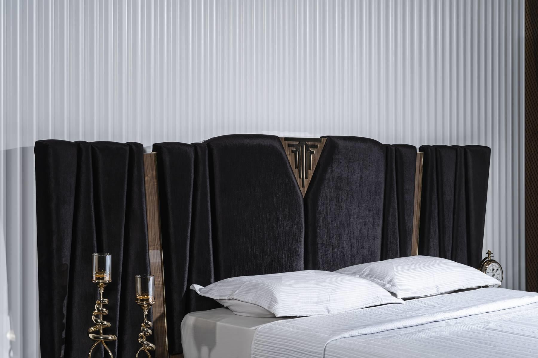 TOKYO YATAK ODASI TAKIMI