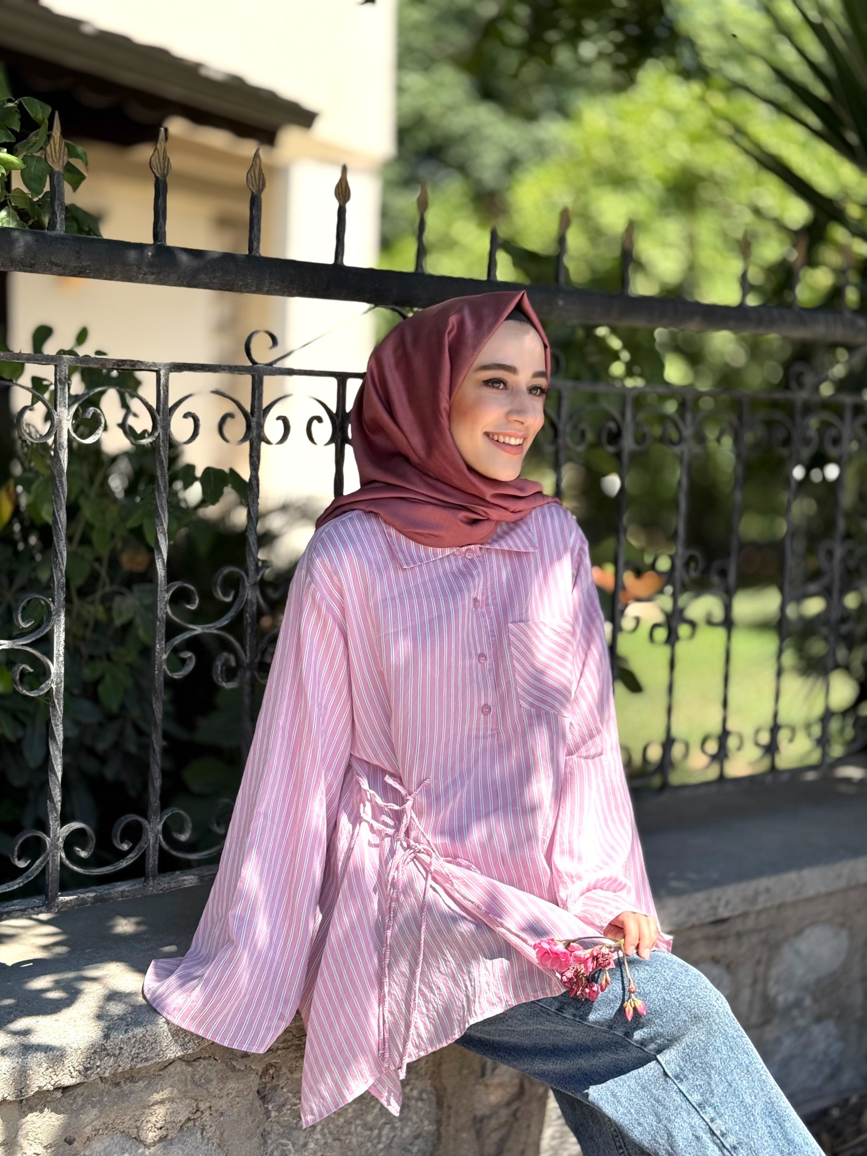 Pembe Çizgi Detay Tunik