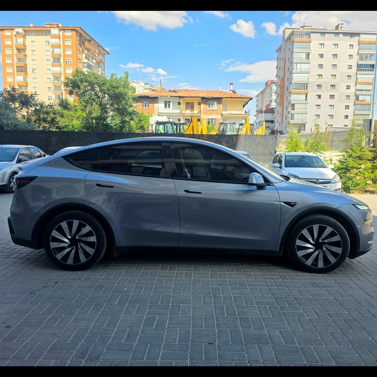 Model Y 2025+ Juniper 19
