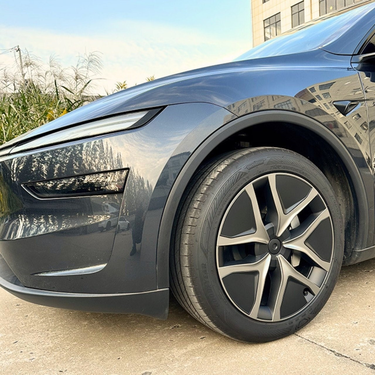 Model Y 2025+ Juniper 19