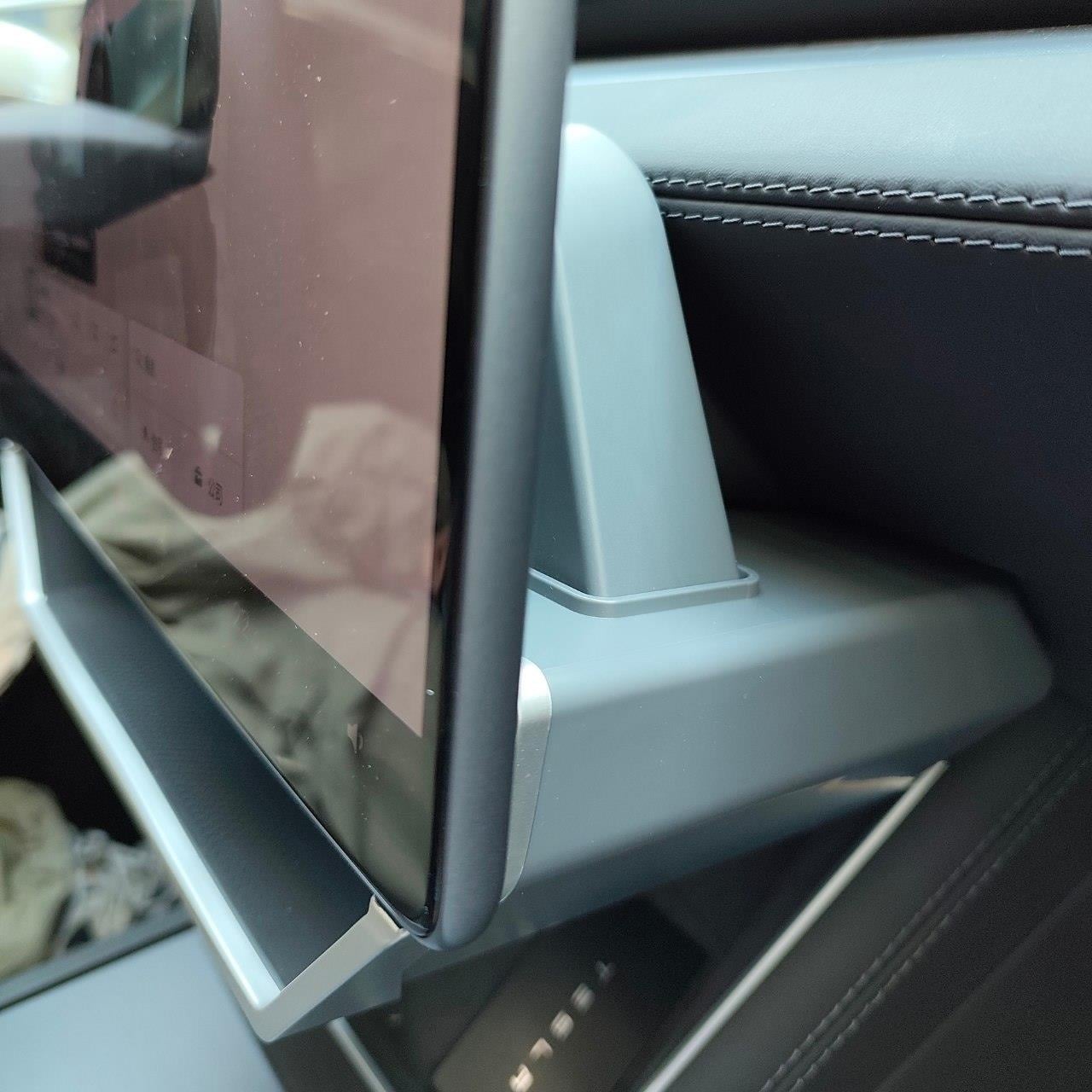 Model Y 2025+ Juniper Ekran Altı Organizer