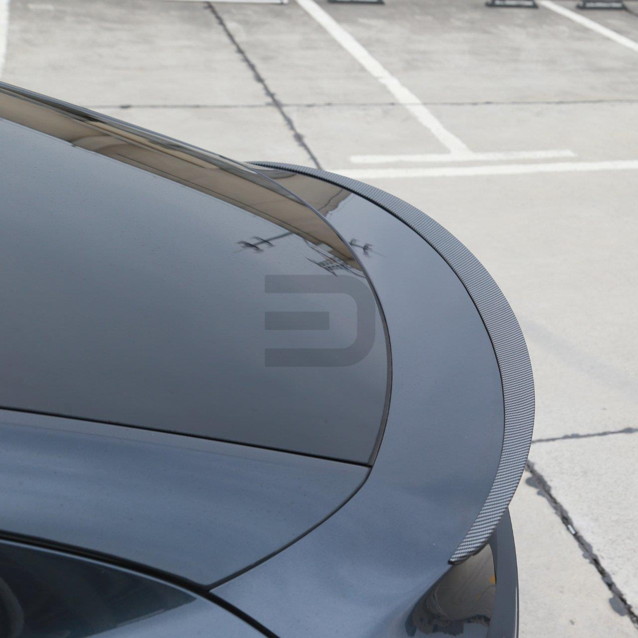 Model Y 2025 Juniper Karbon Görünüm Spoiler