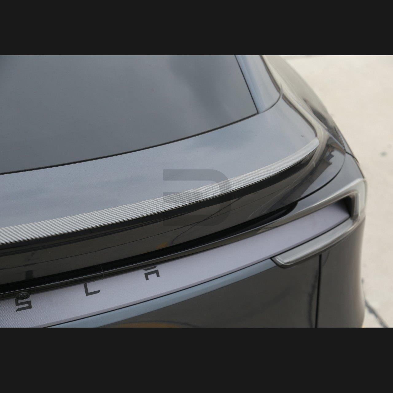 Model Y 2025 Juniper Karbon Görünüm Spoiler