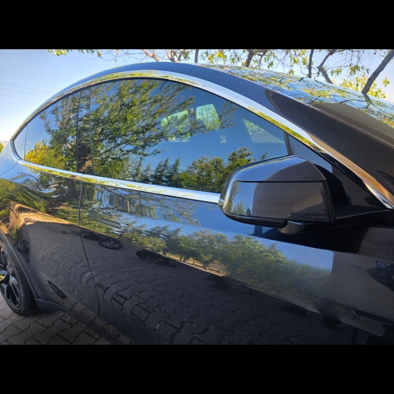 Model Y 2025+ Juniper Paslanmaz Çelik Cam Çerçeve Seti