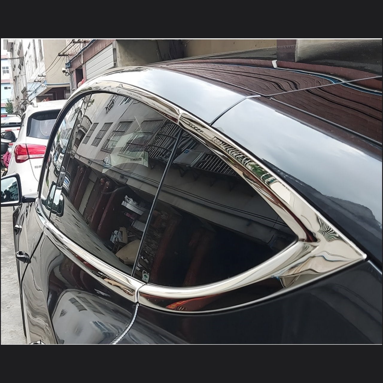 Model Y 2025+ Juniper Paslanmaz Çelik Cam Çerçeve Seti