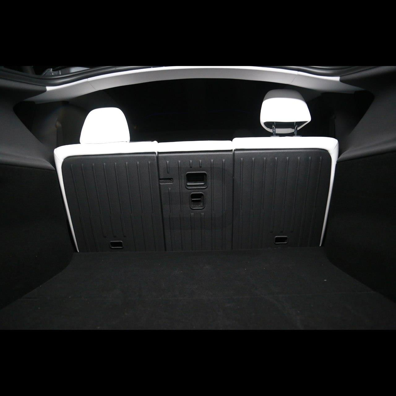 Model Y 2025 Juniper Tpe Arka Koltuk Arkası Koruyucu