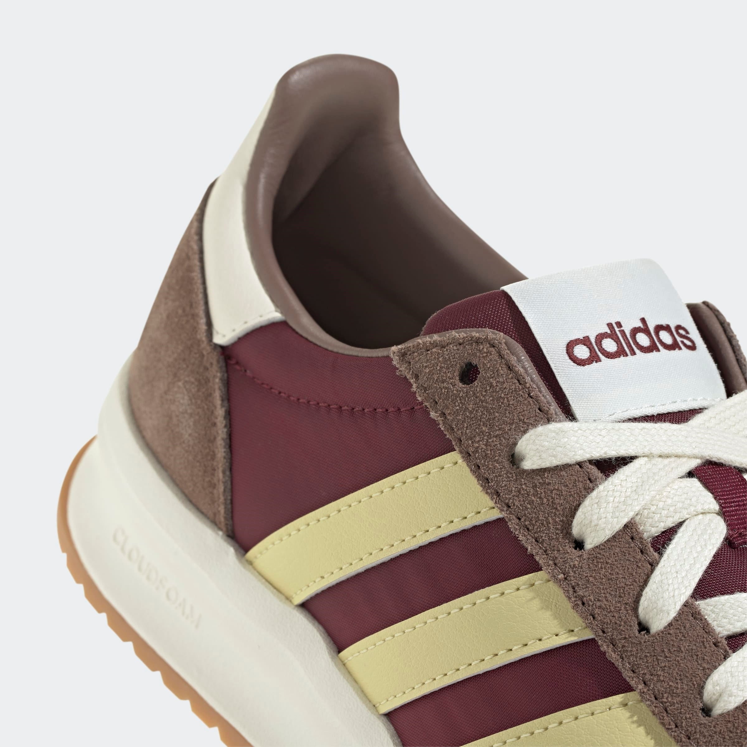 Adidas-Run 70s 2.0-Sneaker-JQ9589375