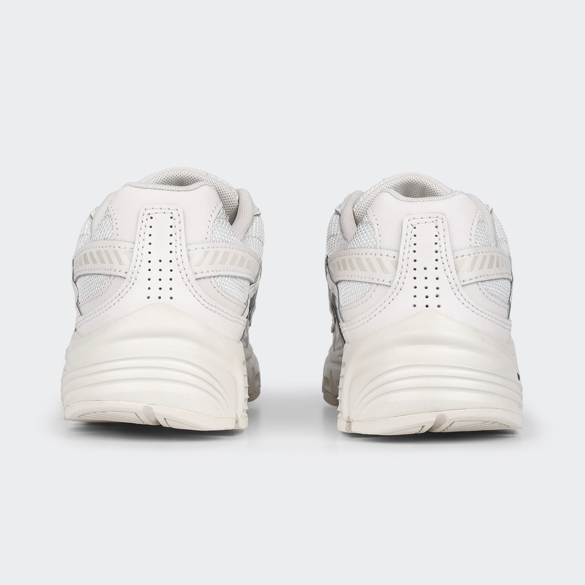 Nike-Initiator-Sneaker-39405300740