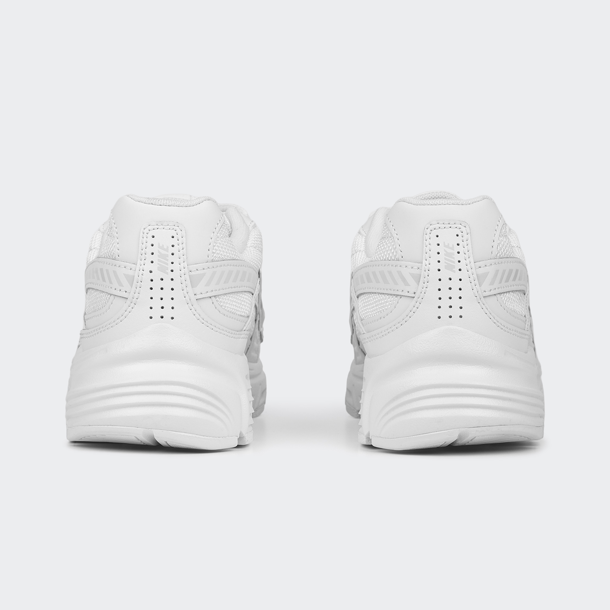Nike-Initiator-Sneaker-39405310036