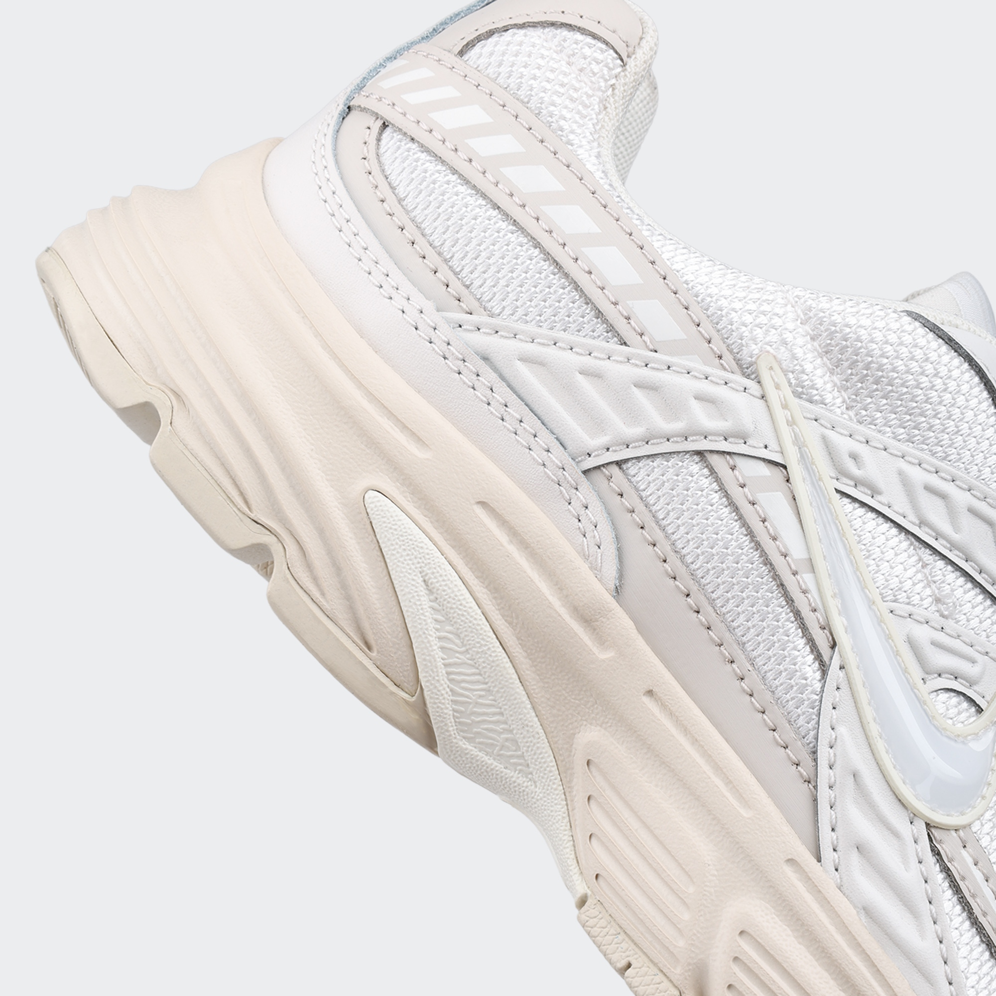 Nike-Initiator-Sneaker-394053103365