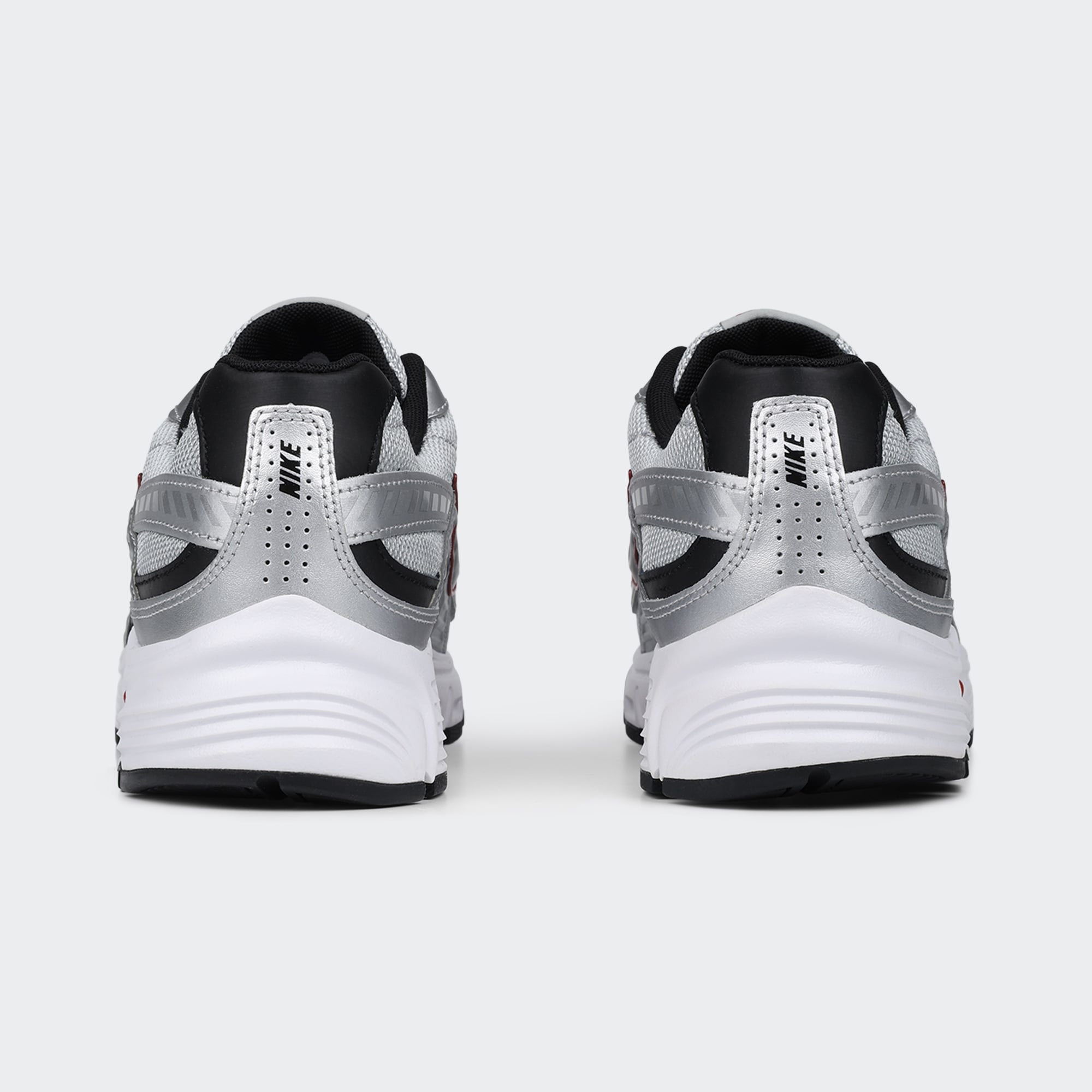 Nike-Initiator-Sneaker-39405500141