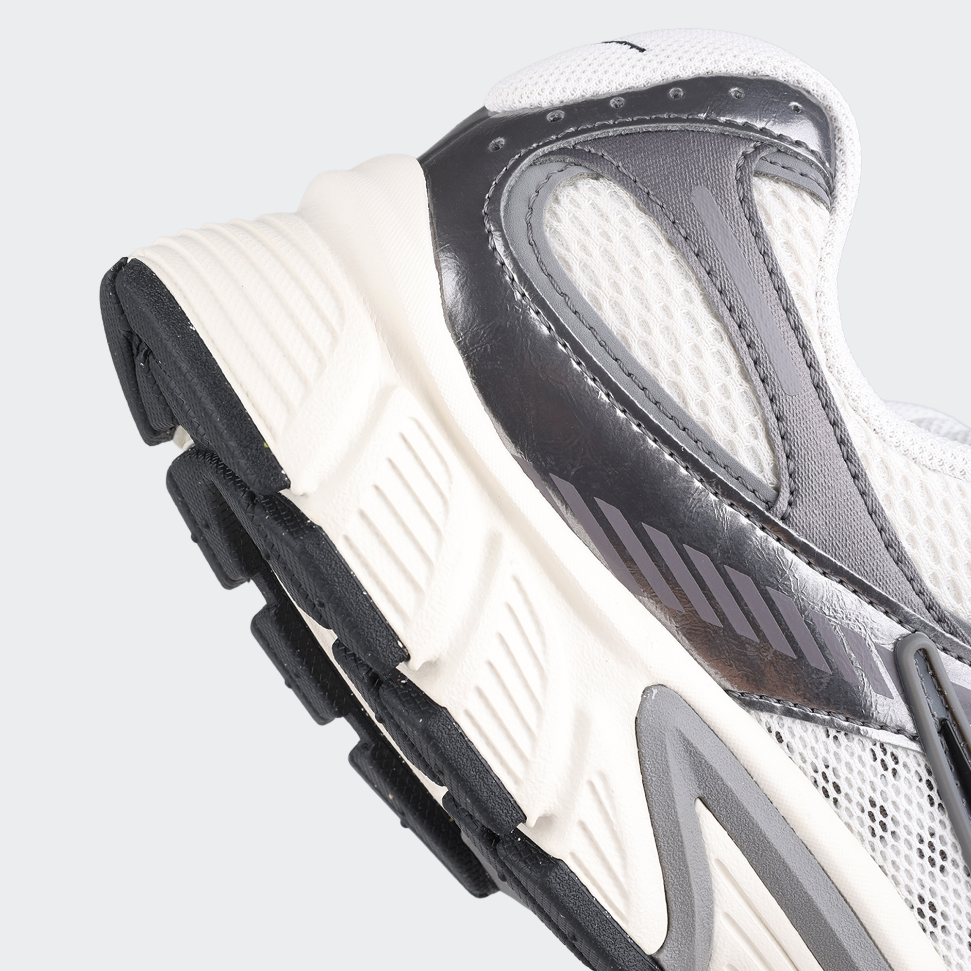 Nike-V5 Rnr-Sneaker-HJ5228009