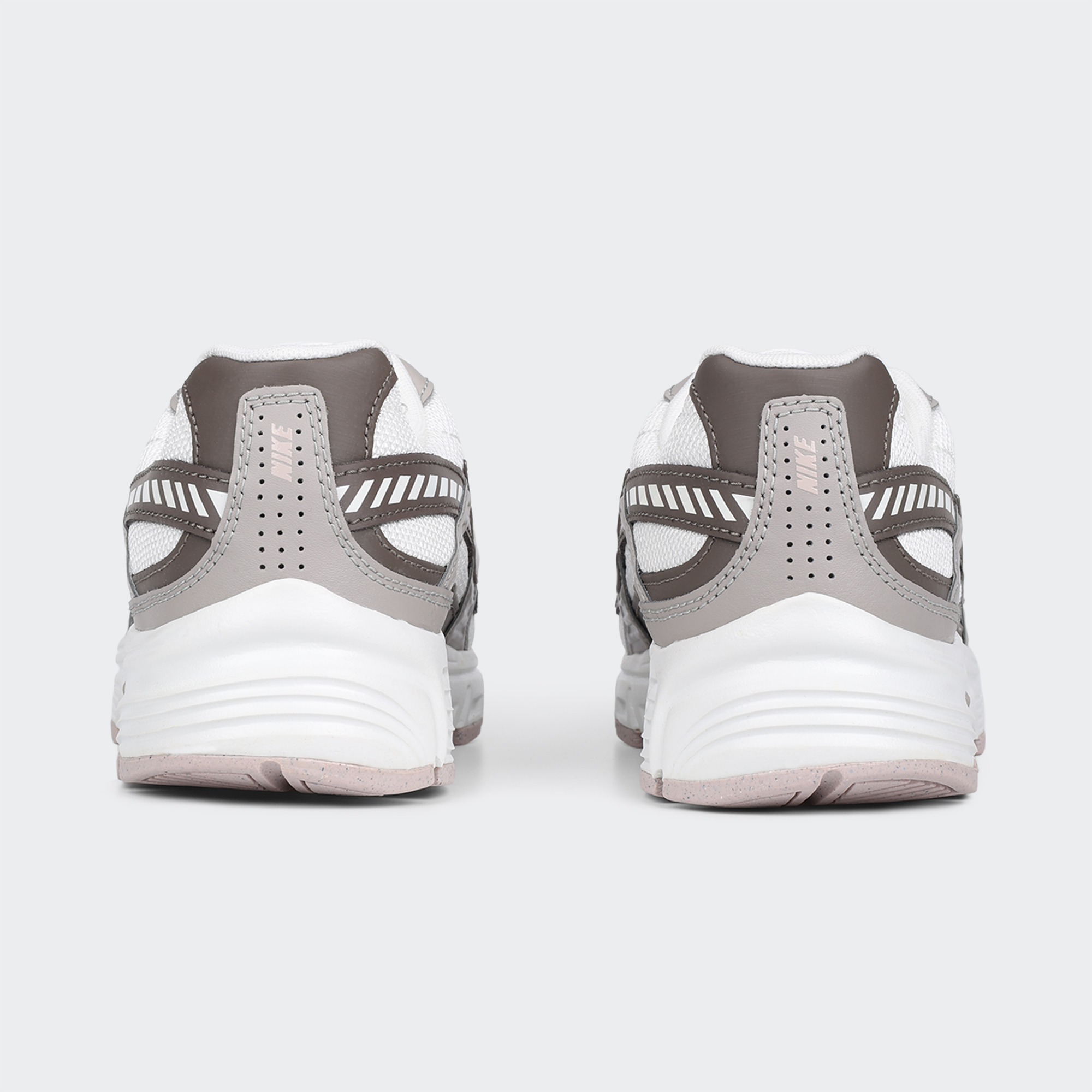 Nike-Wmns Initiator-Sneaker-IB4339101