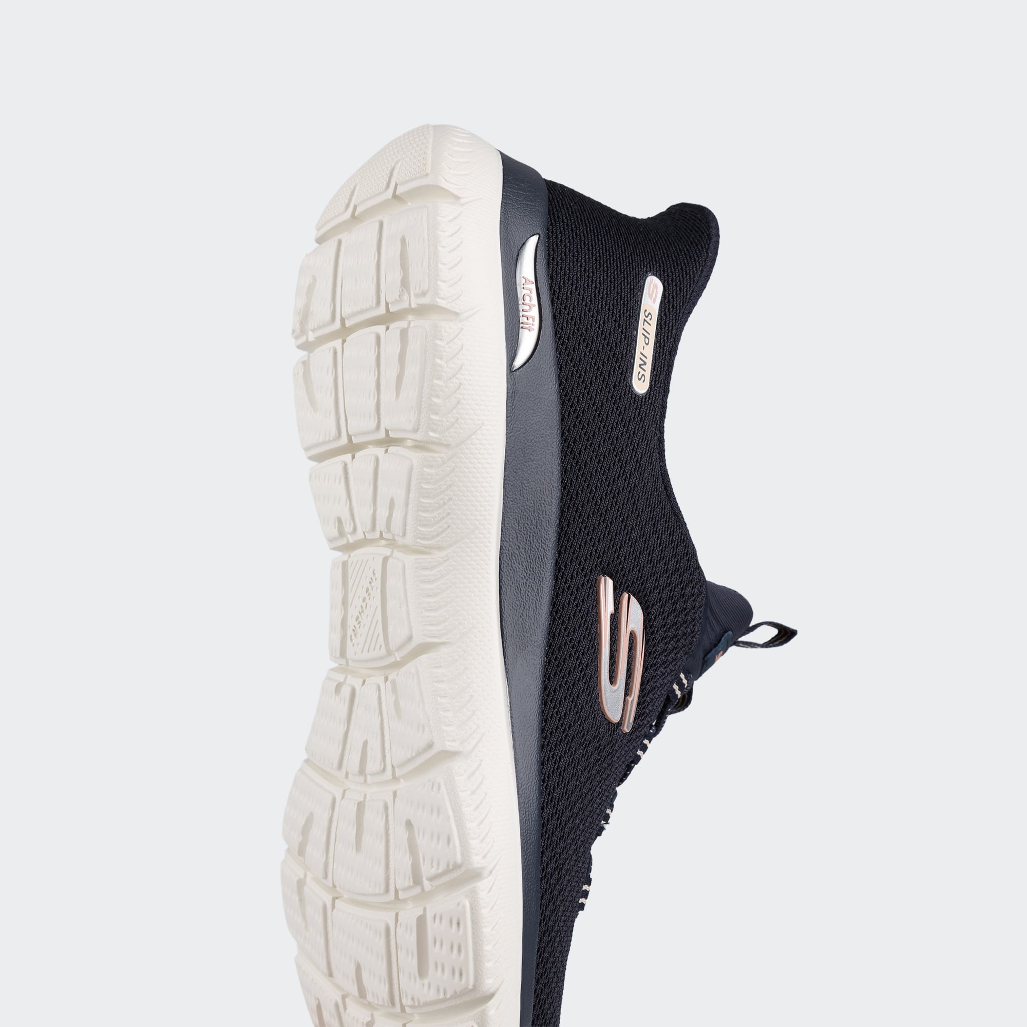 Skechers-Arch Fit Summits-Sneaker-150755TKNVY365