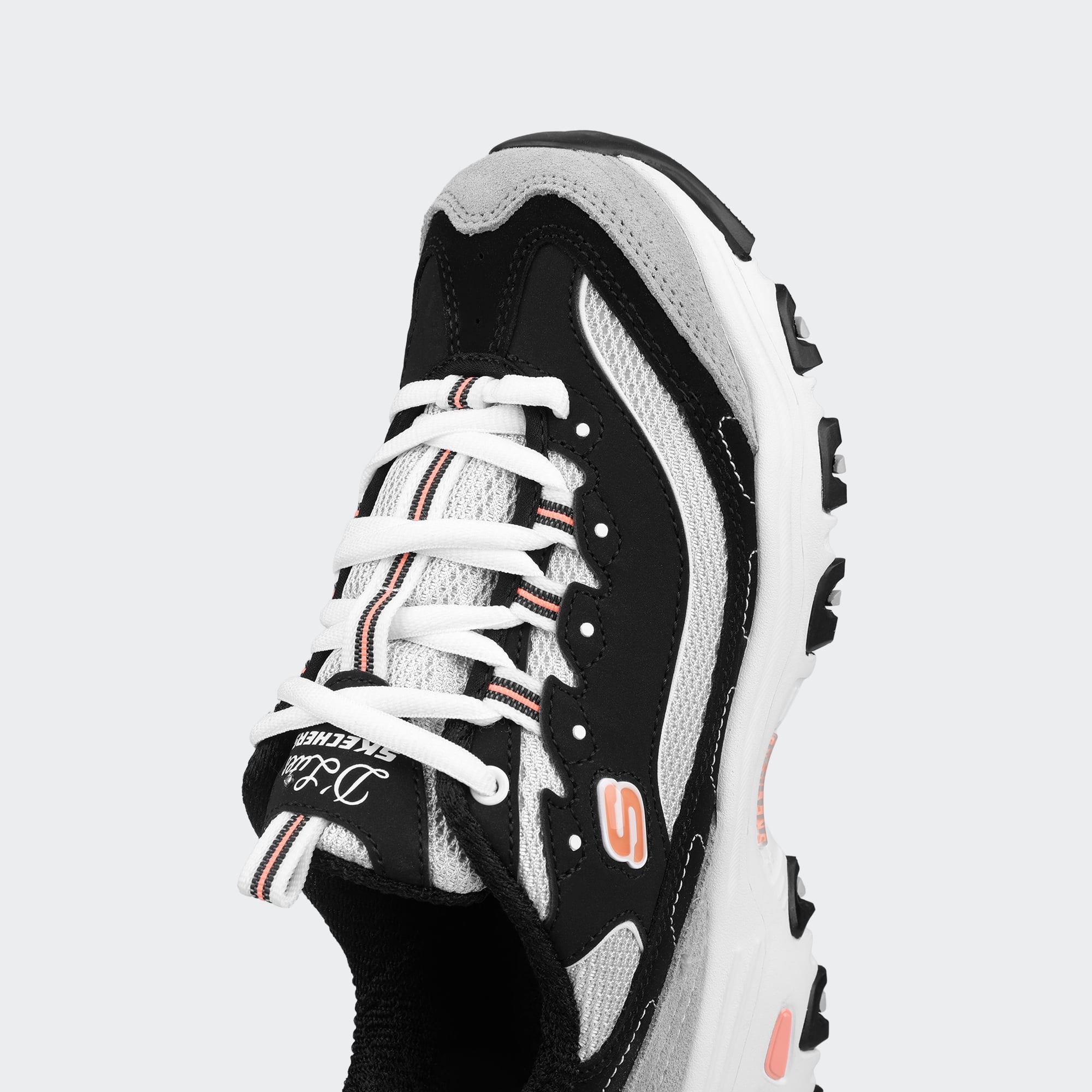 Skechers-D'Lites - New Journey-Sneaker-11947BKWG36
