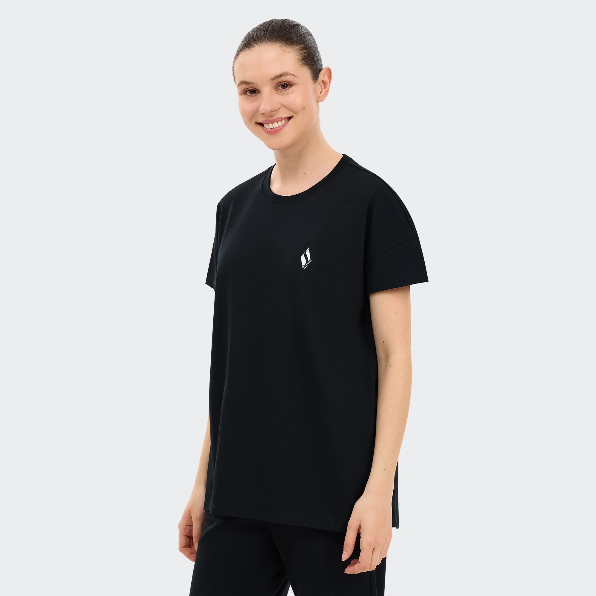 Skechers-W Crew Neck Graphic Tee T-Shirt-T-Shirt-S221482-3817S
