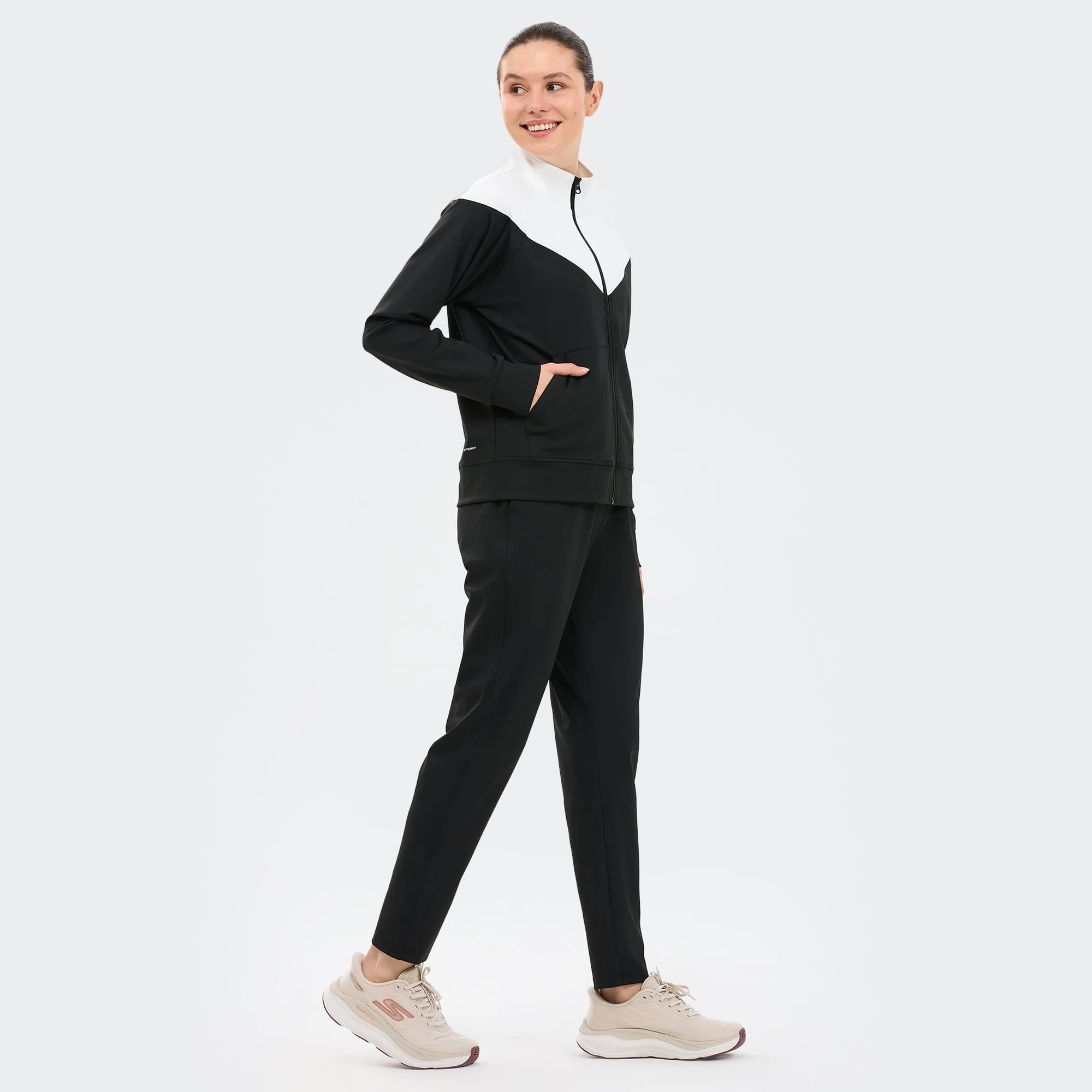 Skechers-W Peformance Coll. Track Suit-Eşofman Takım-S241210-3817S