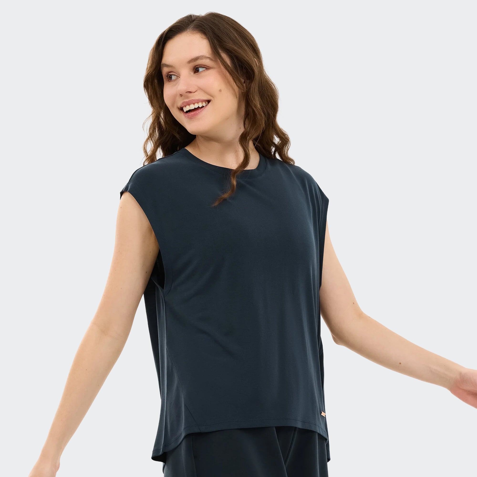 Skechers-W Soft Touch Loose Fit T-Shirt-T-Shirt-S2610047-3817