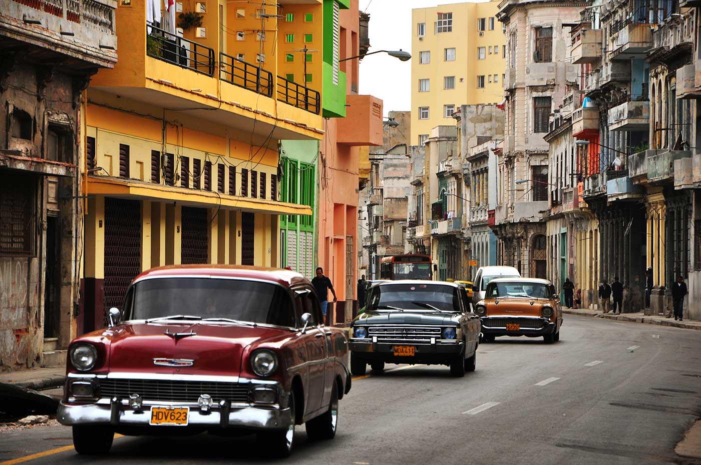 Havana Caddesi Kanvas Tablo