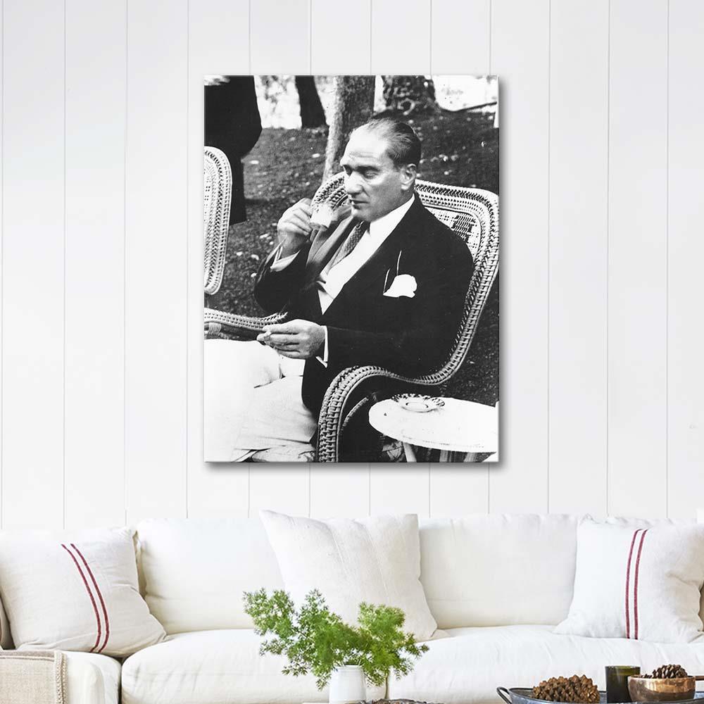 Atatürk Kahve İçerken Yalova Kanvas Tablo